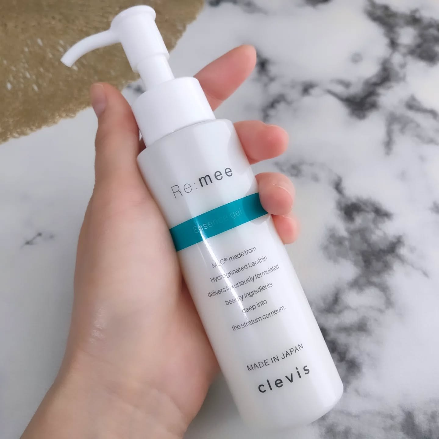 クレビス リ・ミーエッセンスジェル  無香料/clevis/ボディローションを使ったクチコミ（3枚目）