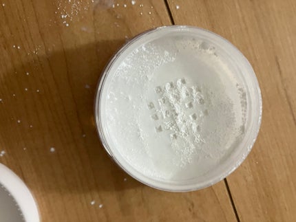 アピュー ジューシーパン UVボディパウダー SPF40/PA+++/A’pieu/日焼け止めパウダーを使ったクチコミ(5枚目)