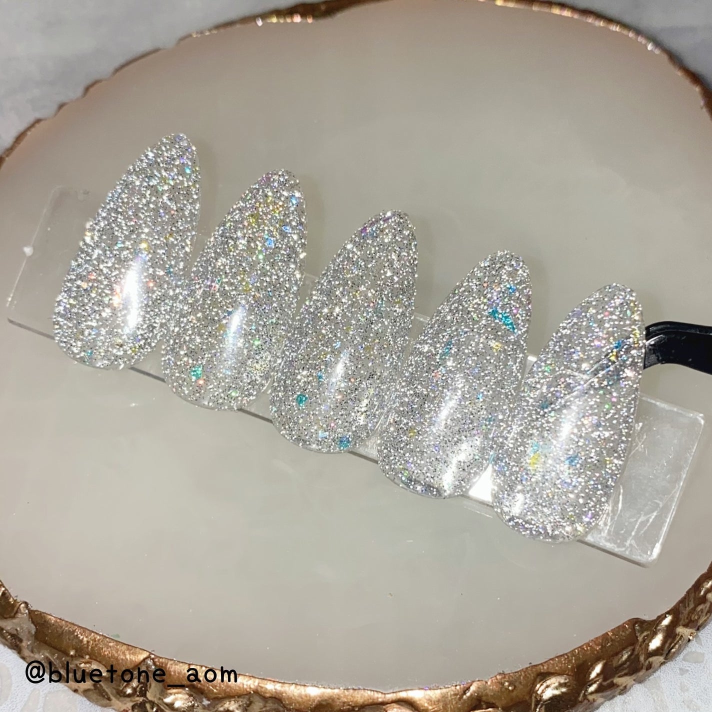 ⋆͛🦖⋆͛aomi on LIPS 「オリジナルフラッシュホワイト?シルバー?なフラッシュ☺️光当て..」(4枚目)