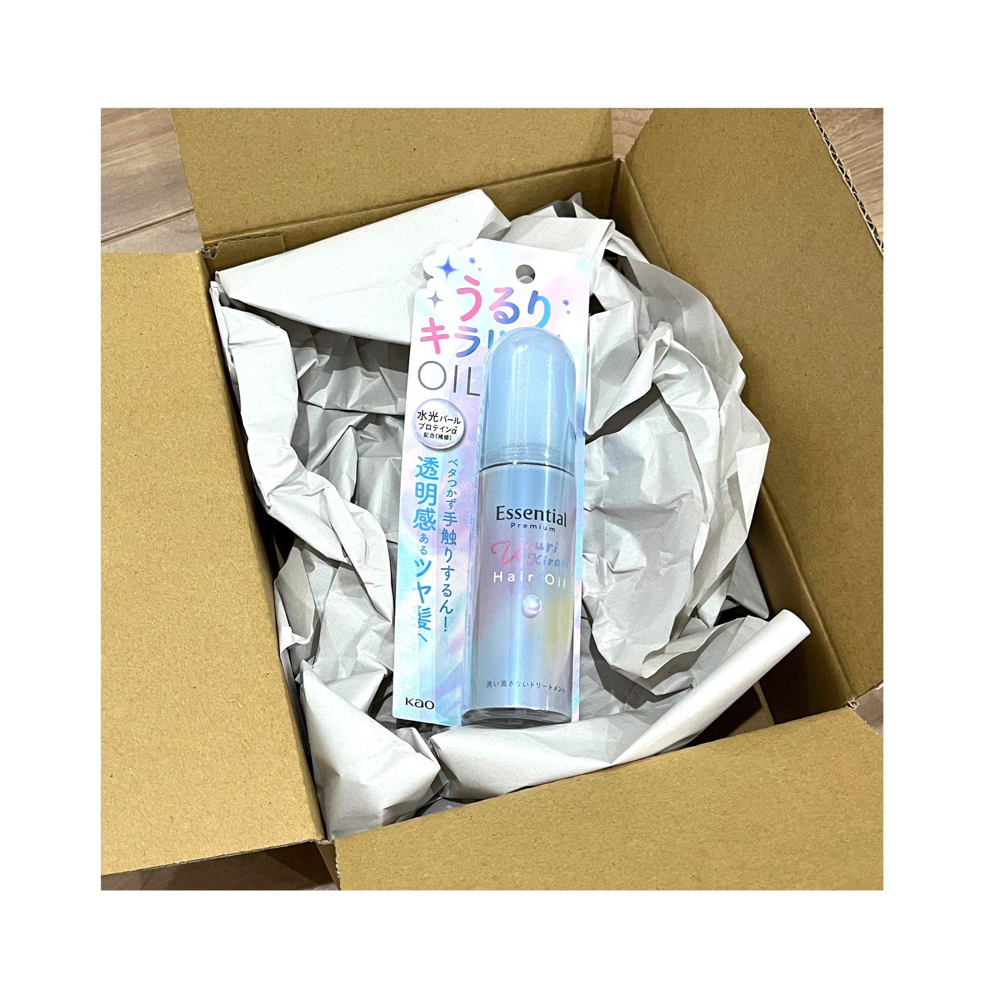 エッセンシャル
プレミアム
うるりキラリオイル
────────────

LIPSから提供いただきました!

ホワイトピーチ&ムスクの香りと
書いてありましたが、ピーチだな〜
とすぐわかる香りです

テクスチャーはさらさらで、
オイルと書