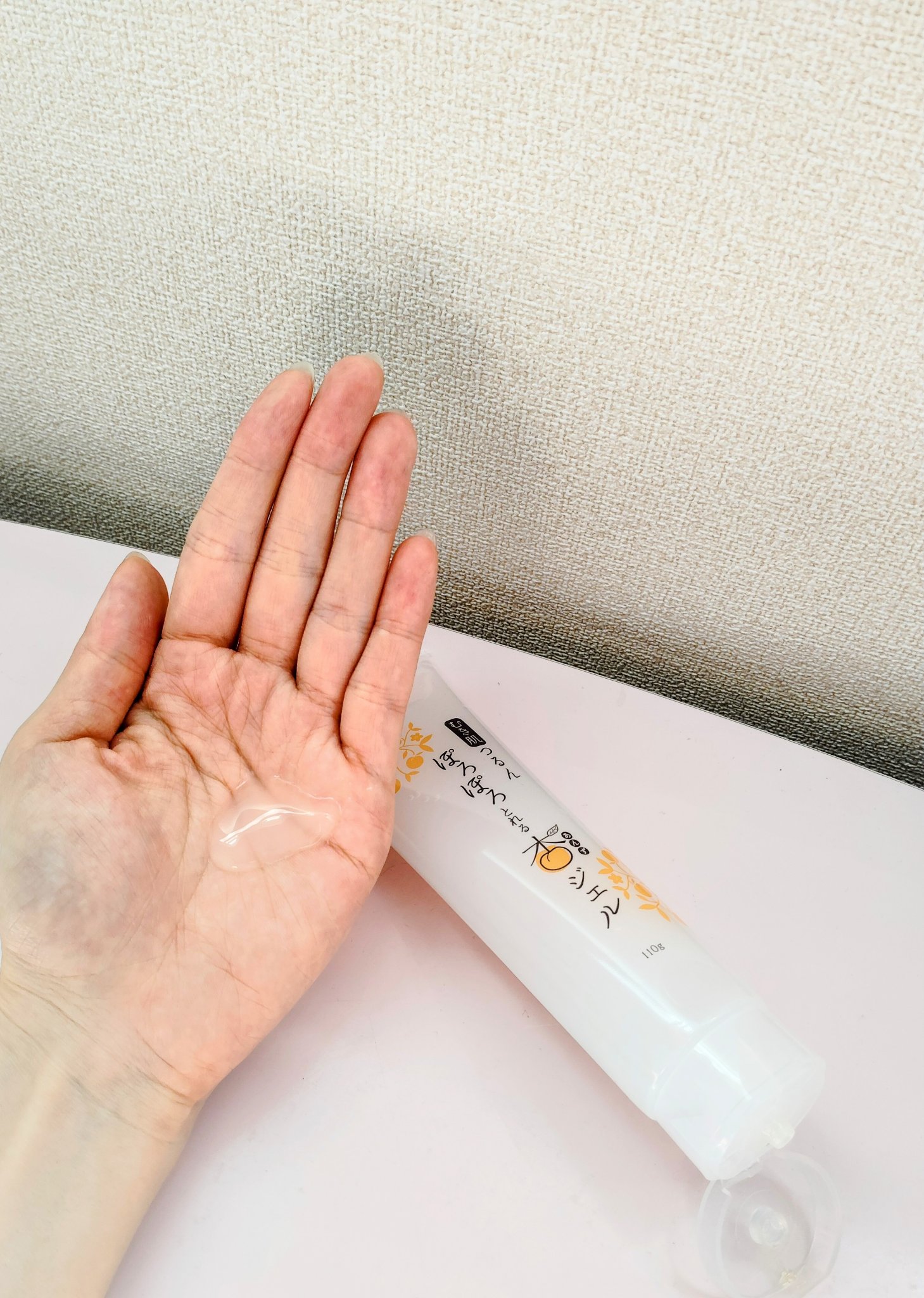 ぽろぽろとれる杏ジェル/フレージュ/ネック・デコルテケアを使ったクチコミ（3枚目）