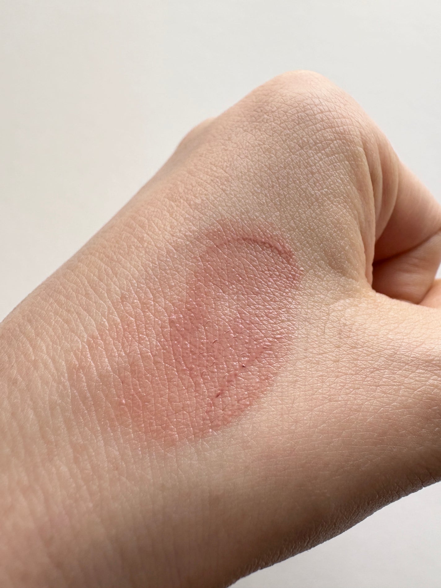 リップカラーシールド/CEZANNE/口紅を使ったクチコミ(3枚目)