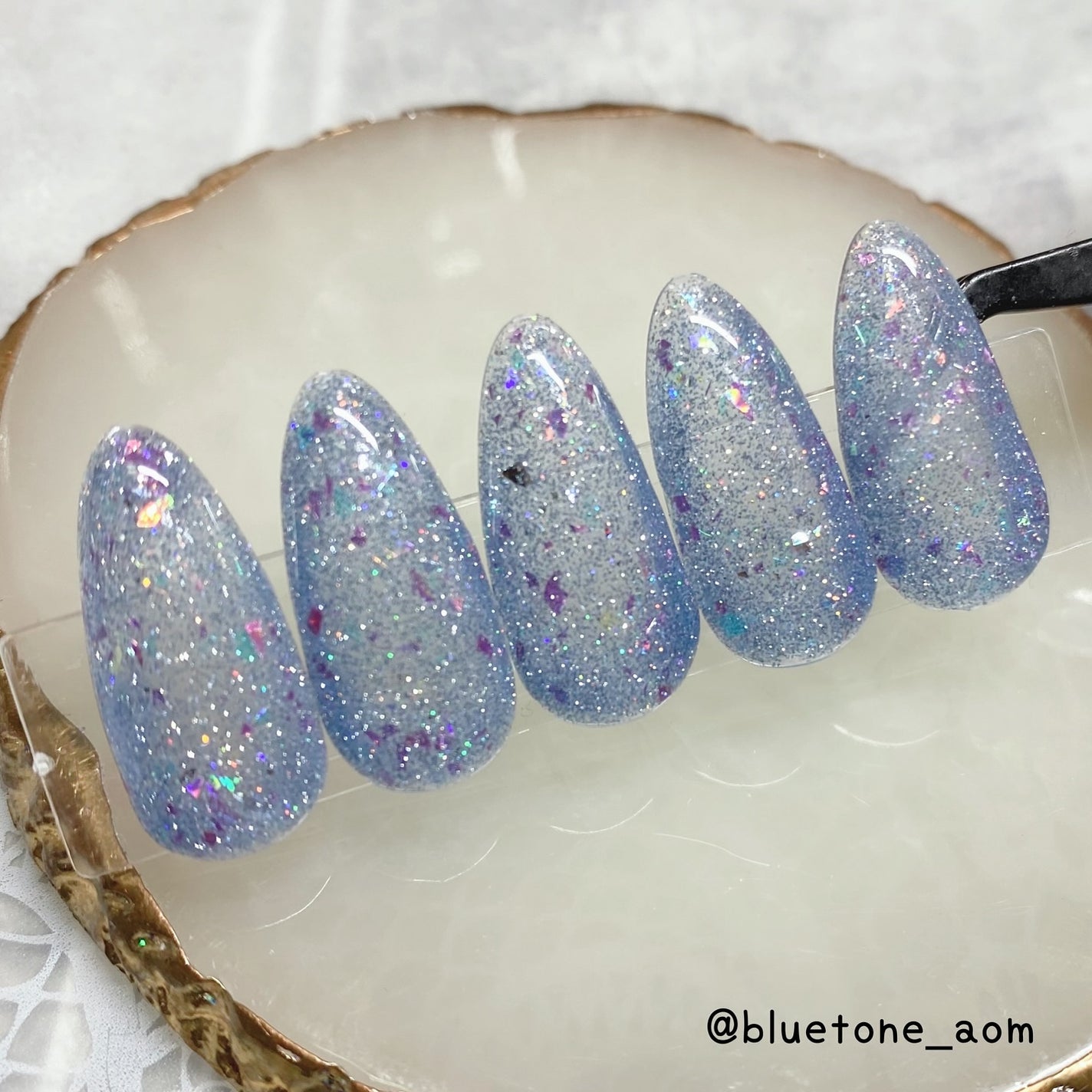 ⋆͛🦖⋆͛aomi on LIPS 「オリジナルフラッシュブルーベースにクラッシュホロとかも混ぜてみ..」(2枚目)