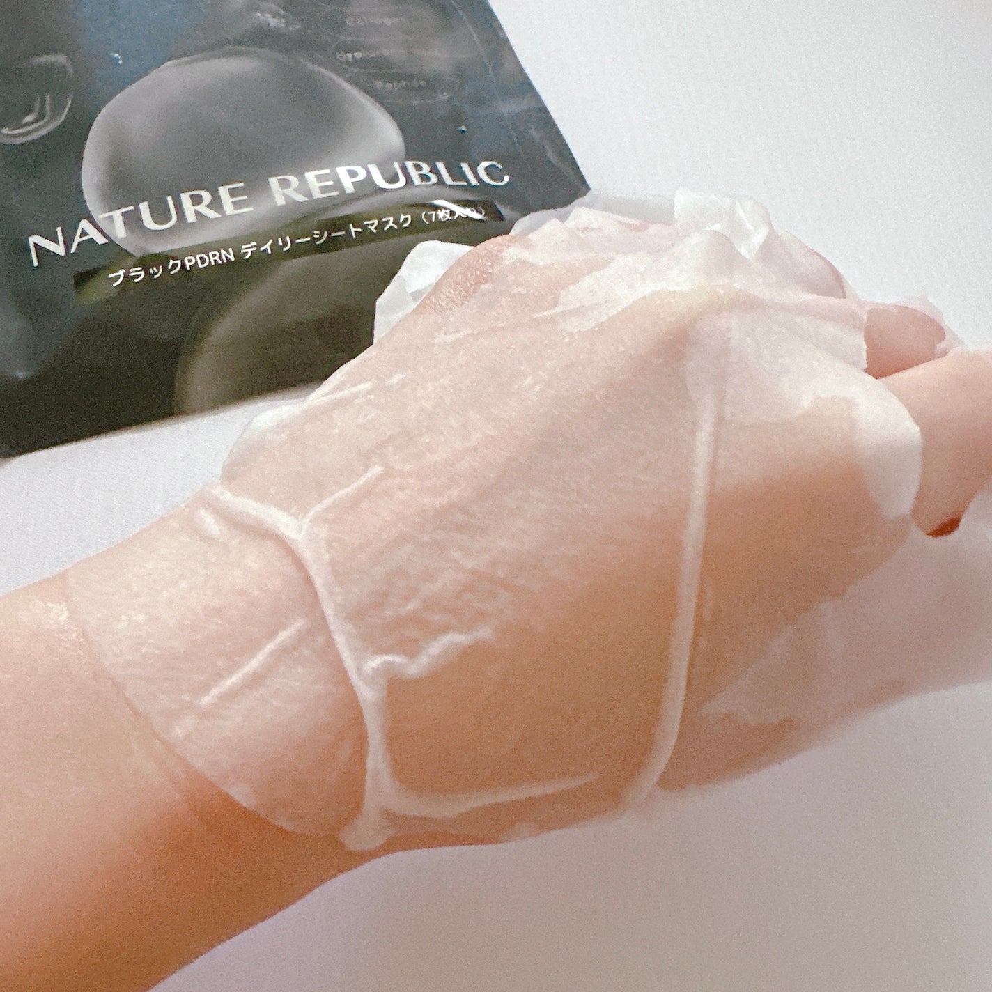 ブラックPDRN デイリーシートマスク/ネイチャーリパブリック/シートマスク・パックを使ったクチコミ(2枚目)