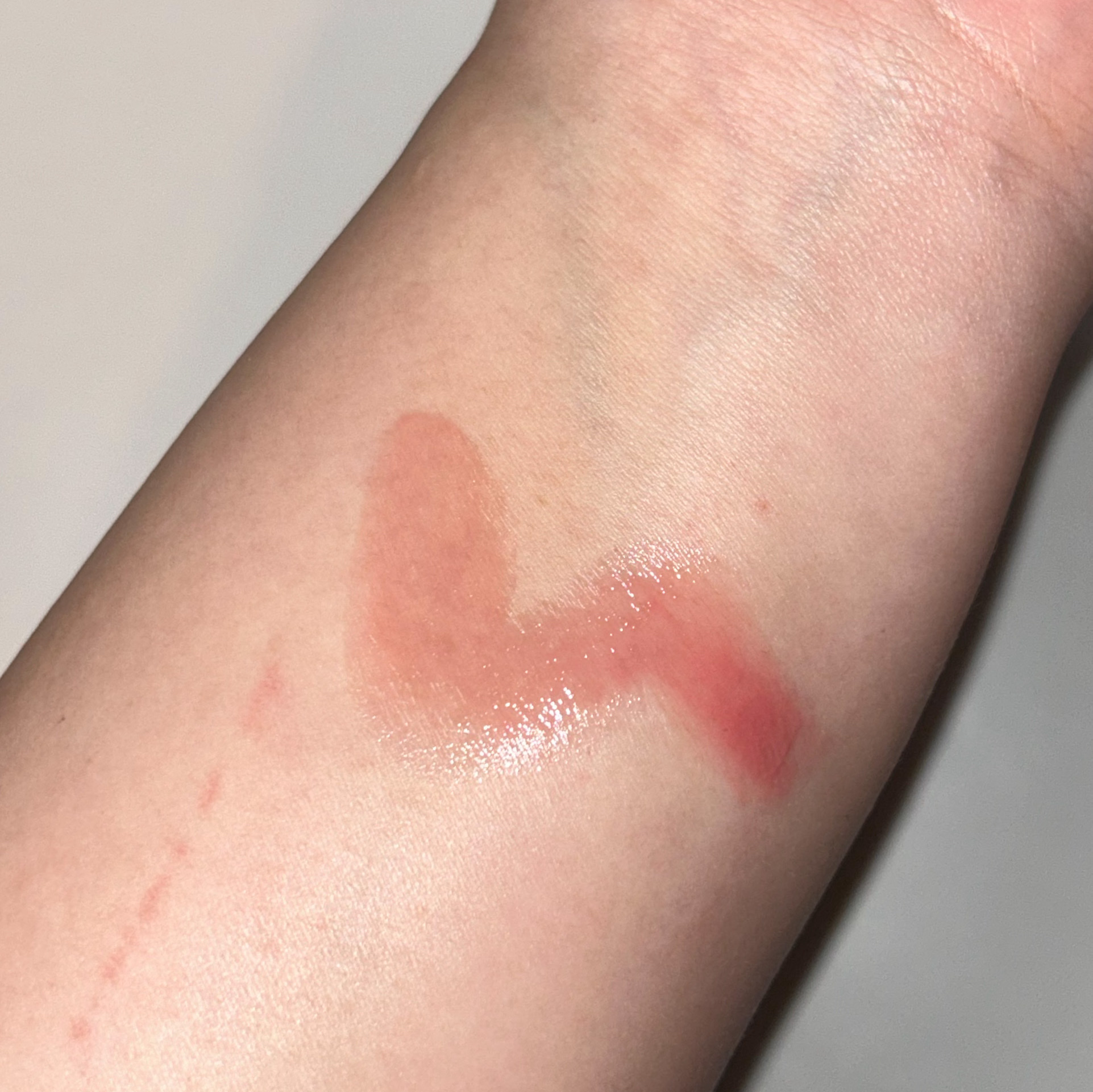 オーセンティック リップ グローイ バーム/athé/口紅を使ったクチコミ（2枚目）