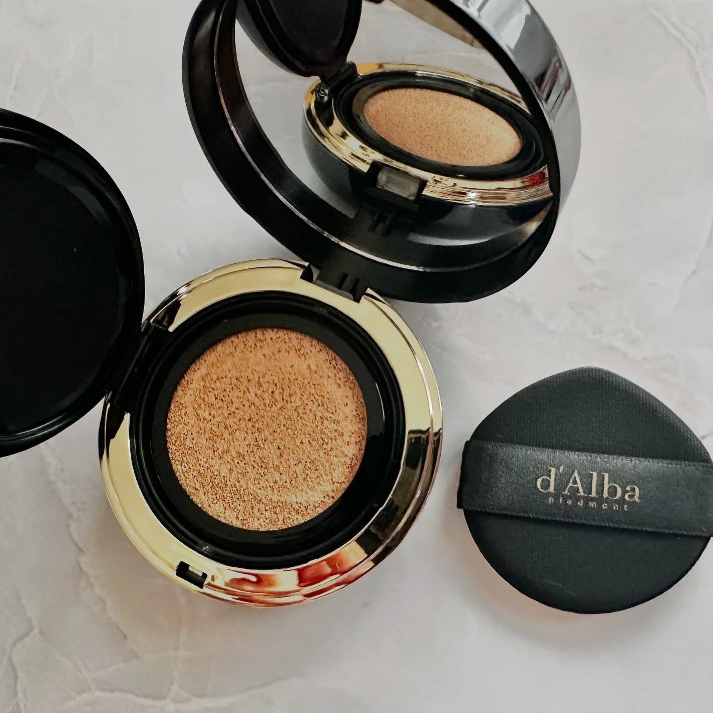 グロウフィットセラムカバークッション/ダルバ/クッションファンデーションを使ったクチコミ(2枚目)