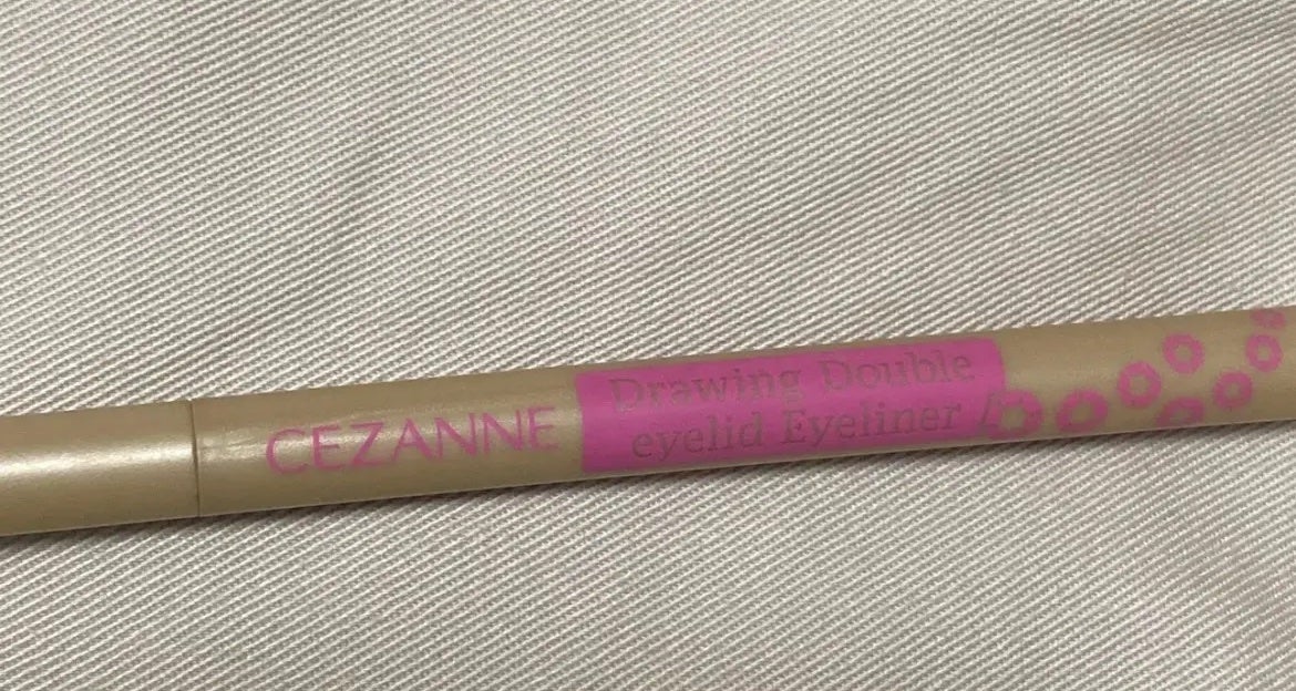 描くふたえアイライナー/CEZANNE/リキッドアイライナーを使ったクチコミ(1枚目)