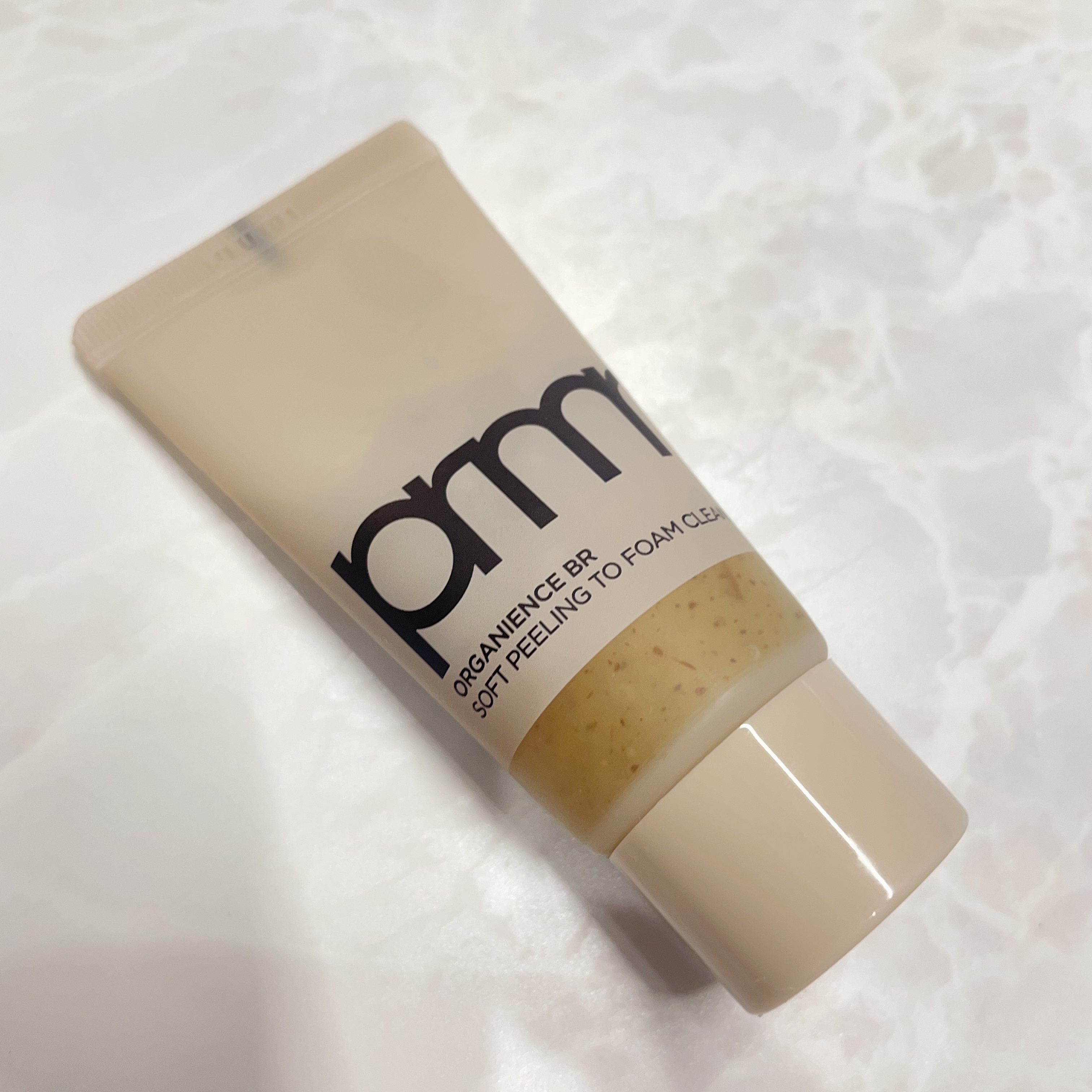 オーガニエンスBR ソフト ピーリングトゥフォームクレンザー/primera/ピーリングを使ったクチコミ（1枚目）
