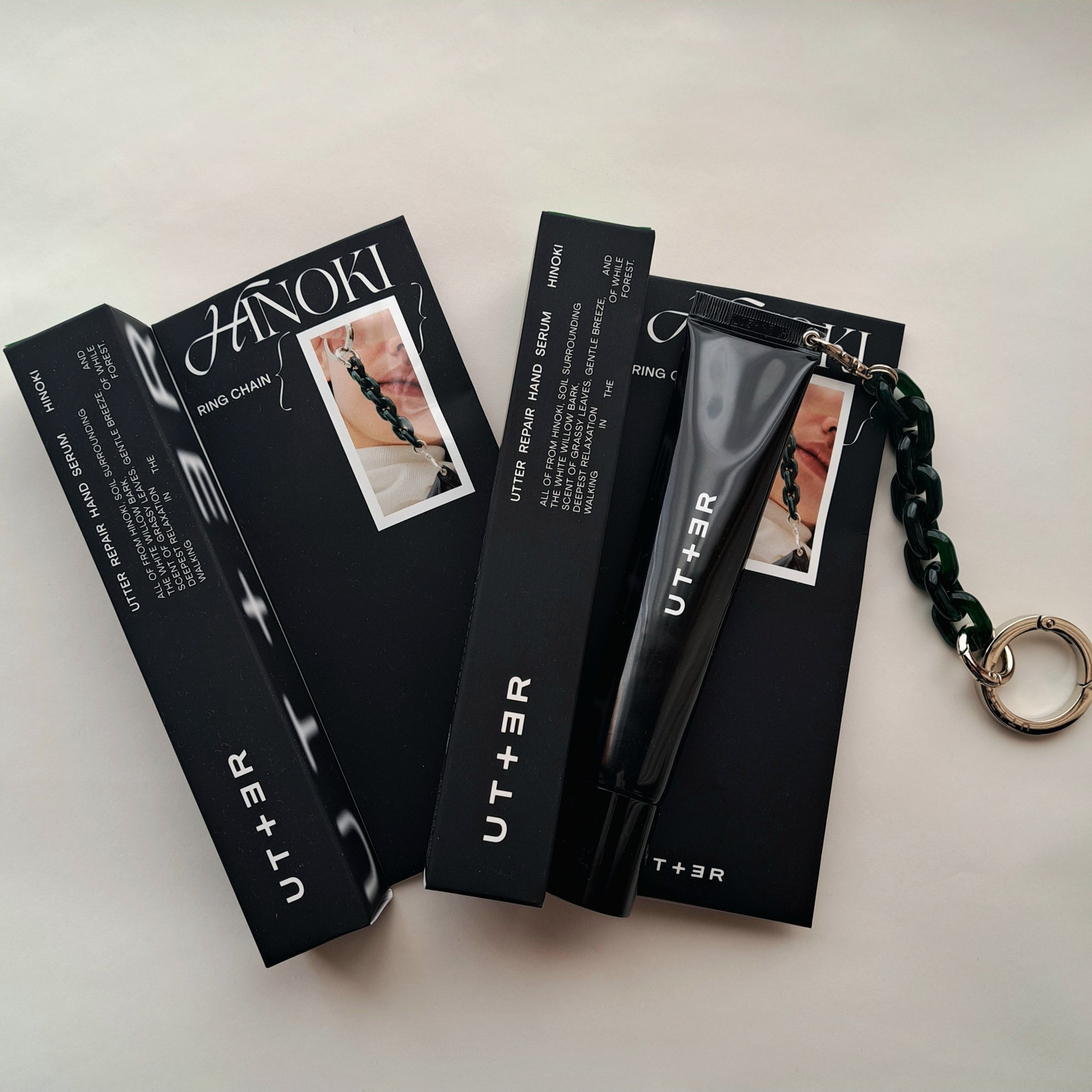 ☑︎︎ UTTER
Repair Hand Serum Hinoki 50ml 

お気に入りで2本使いきったハンドセラム！ 

まったくベタつかないので
すぐにスマホやPCを触っても不快感がなく、
さっぱりとした使用感！

なによりヒノキ