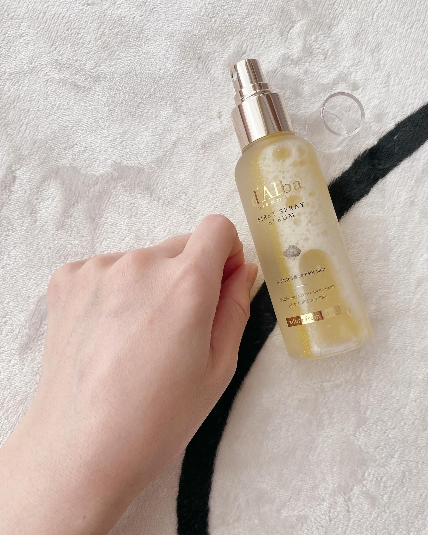 ダルバ ホワイトトリュフファーストスプレーセラム/ダルバ/ミスト状化粧水を使ったクチコミ(2枚目)