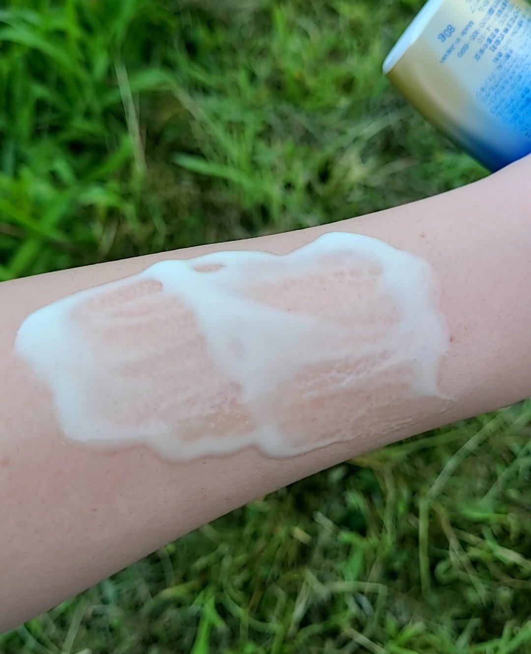 ニベアUV ディープ プロテクト＆ケア ジェル/ニベア/日焼け止めジェルを使ったクチコミ（2枚目）