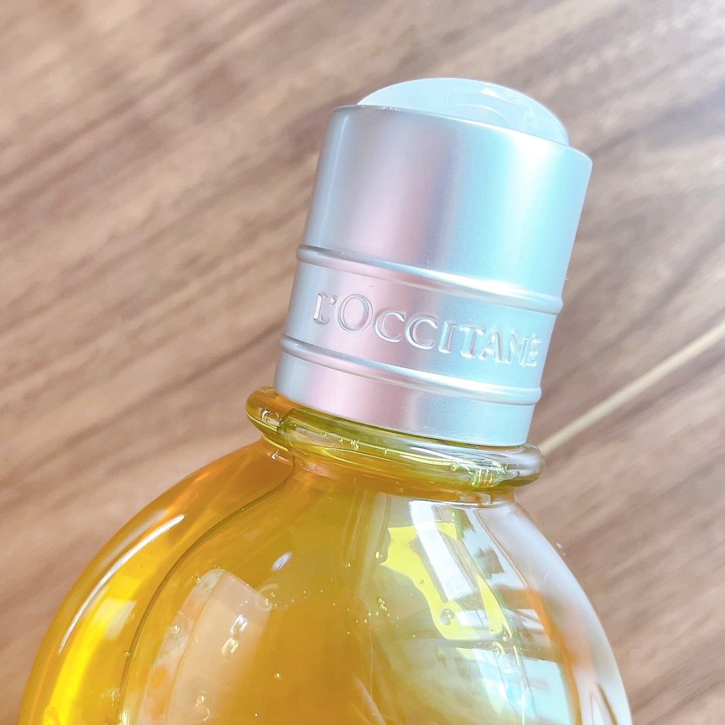 アーモンド モイスチャライジングシャワーオイル/L'OCCITANE/ボディソープを使ったクチコミ(3枚目)