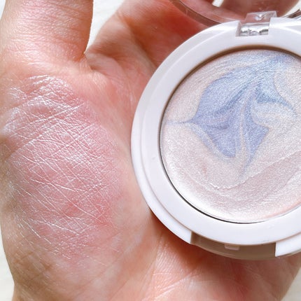 シャイニーハイライター/fasmy/パウダーハイライトを使ったクチコミ(3枚目)