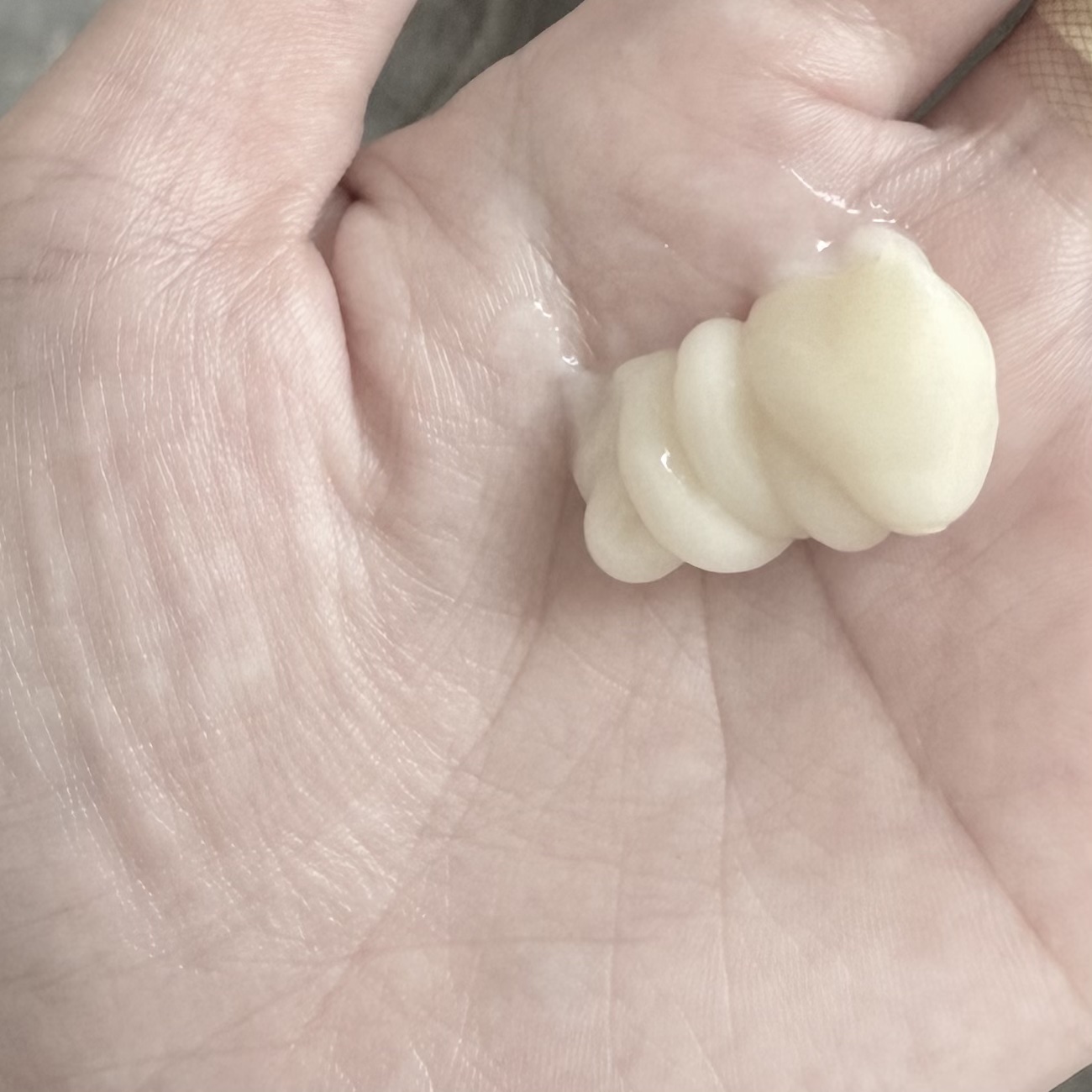 エッセンシャルプレミアム バリアシャンプー・コンディショナー スパークルモイスト/エッセンシャル/市販シャンプーを使ったクチコミ（3枚目）