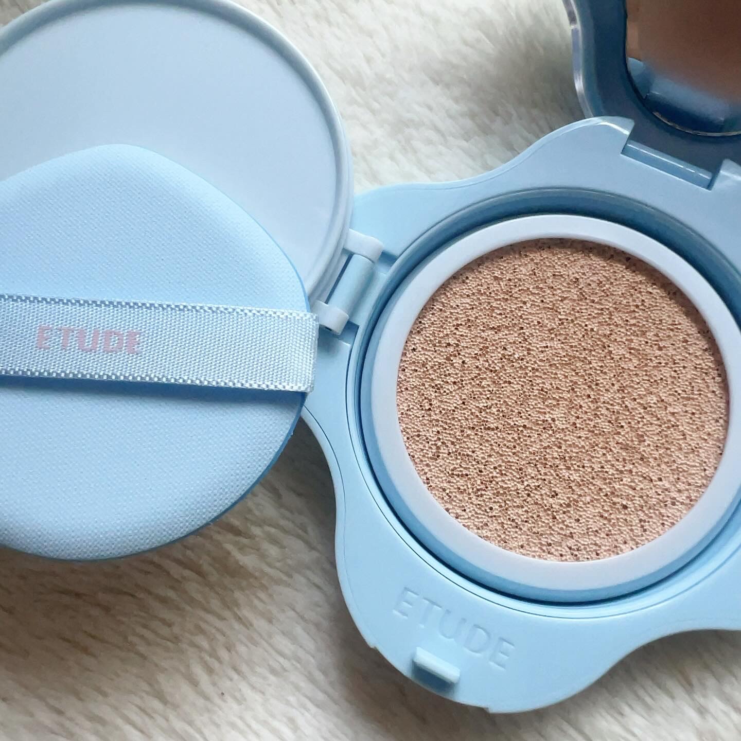 クラウドフィルタークッション/ETUDE/クッションファンデーションを使ったクチコミ（3枚目）