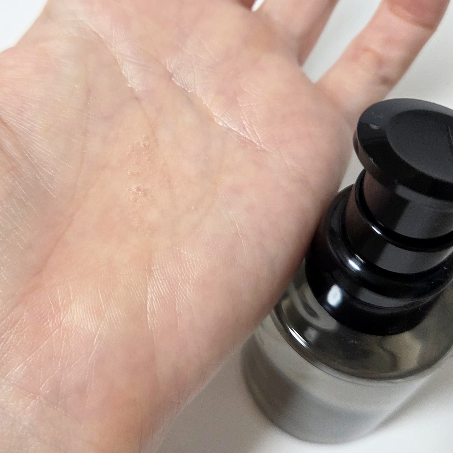 クリスタル デュ パフューム オイル セラム ROSE BOUQUET(ローズブーケ)/SARANARA/ヘアオイルを使ったクチコミ（2枚目）