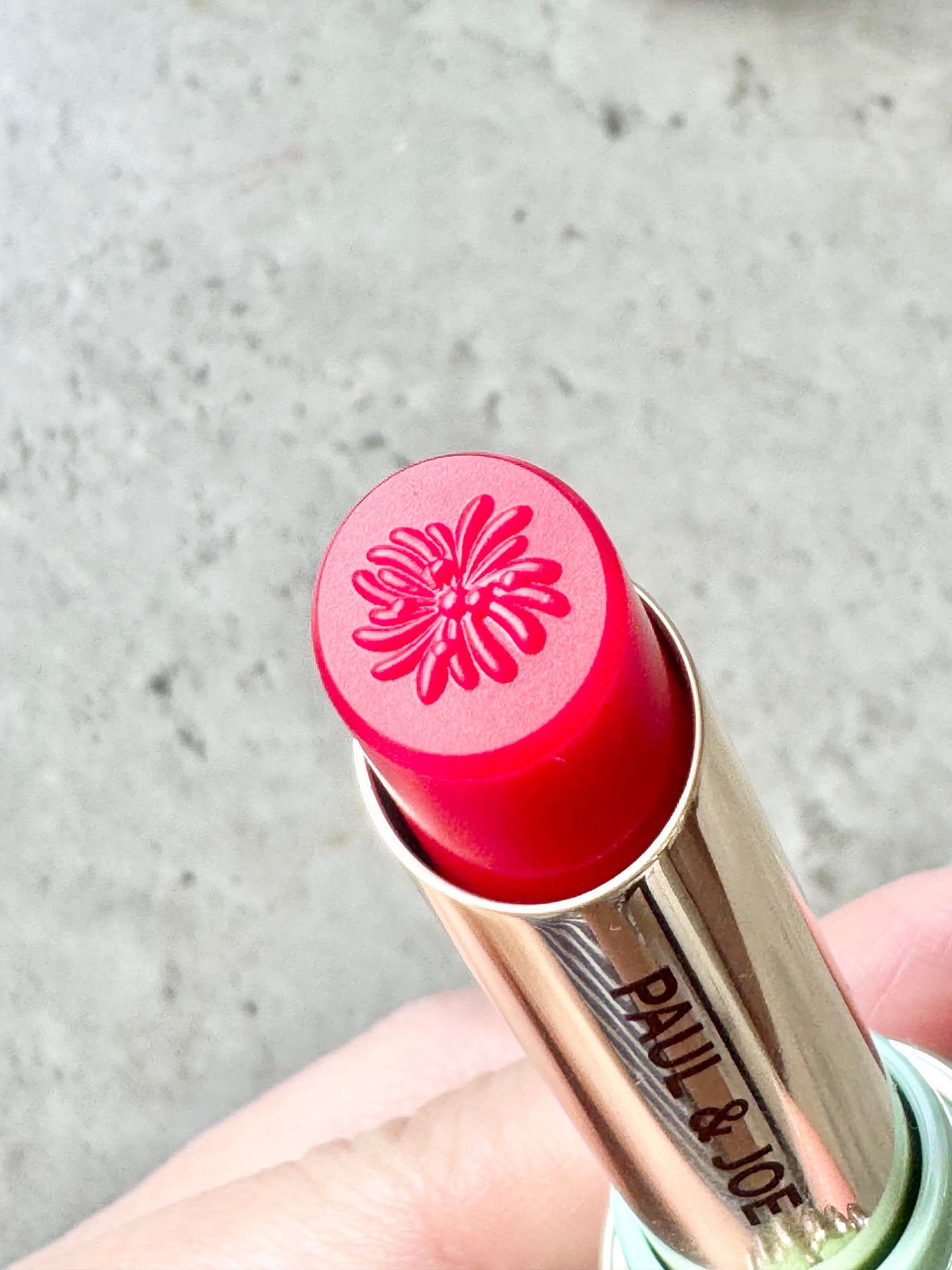 リップスティック/PAUL & JOE BEAUTE/口紅を使ったクチコミ(2枚目)