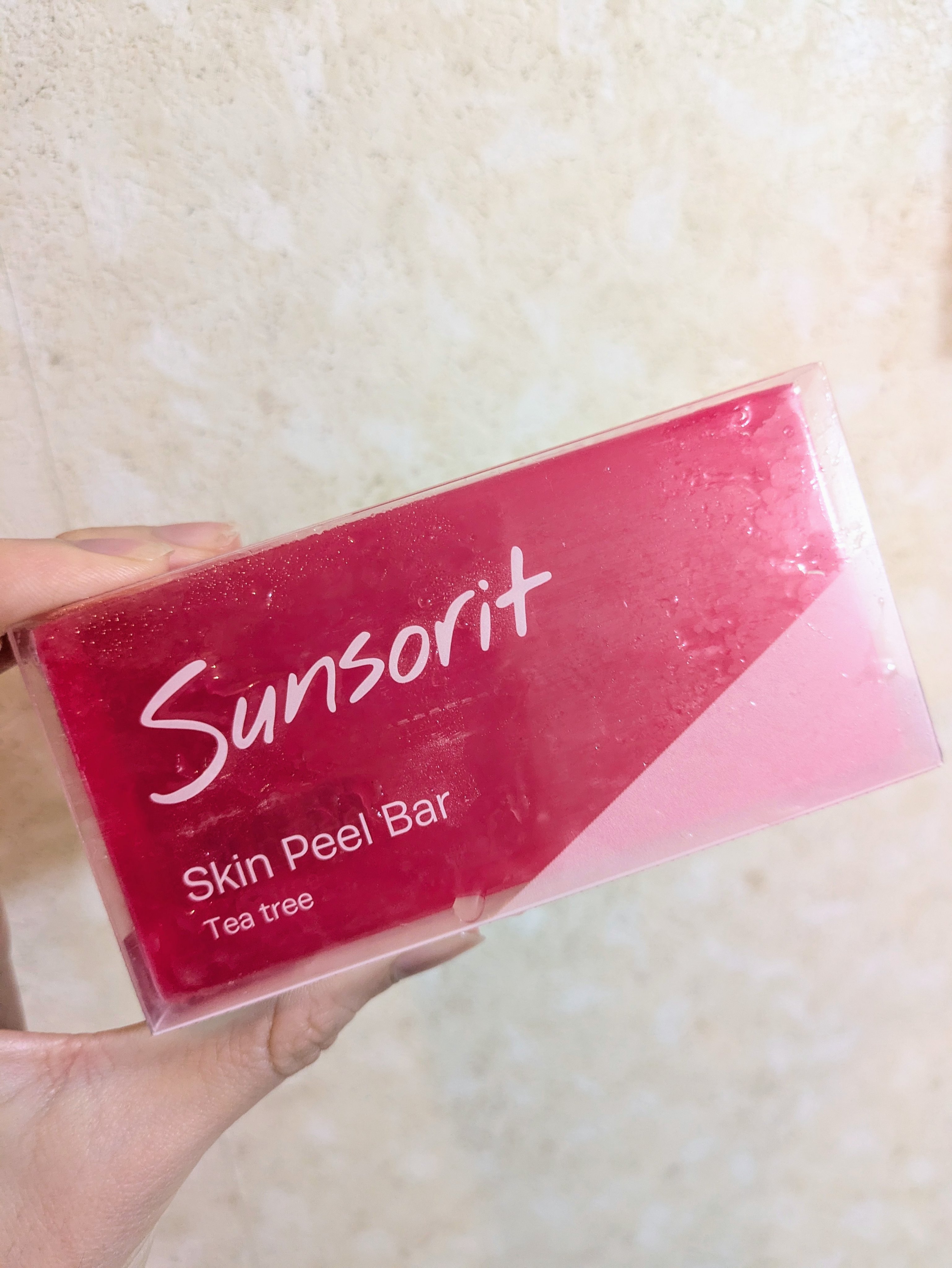 11月からこちら使ってました！！
が、化膿したニキビにはちょっと手遅れだった模様？？

前に使ってた時は、ニキビに効いてた気がしたんだけどな〜🥲ひどすぎたのかな