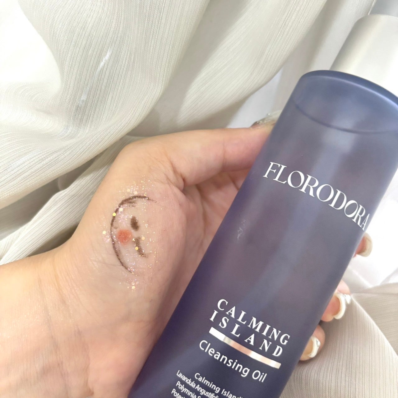 ろろしろ on LIPS 「𝐅𝐋𝐎𝐑𝐎𝐃𝐎𝐑𝐀様よりご提供頂きました🪞ꕀ꙳カーミングアイラ..」(3枚目)