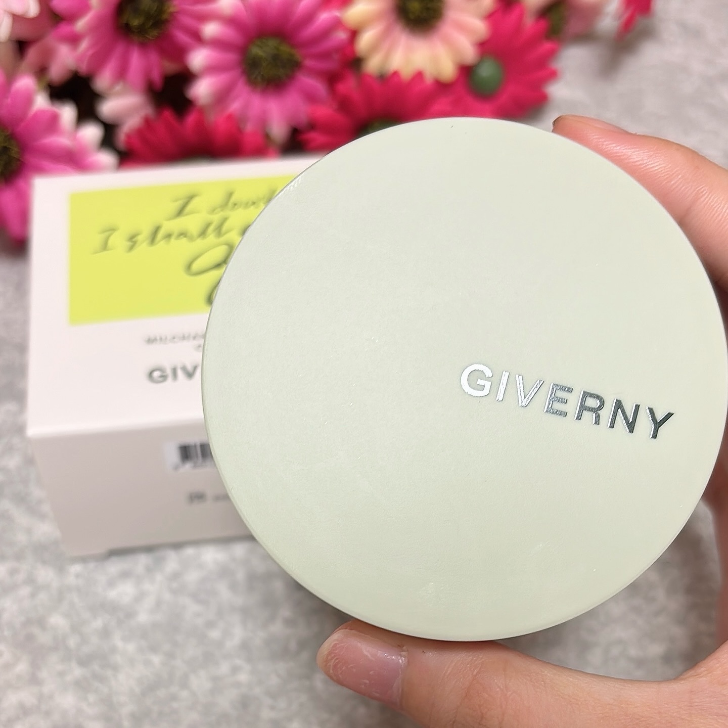 ジヴェルニー 密着カバークッション/GIVERNY/クッションファンデーションを使ったクチコミ（1枚目）