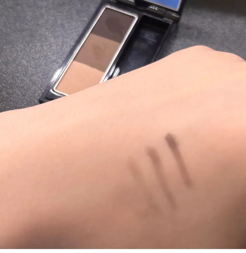 プレスド デュオ アイブロウ/ADDICTION/パウダーアイブロウを使ったクチコミ(3枚目)