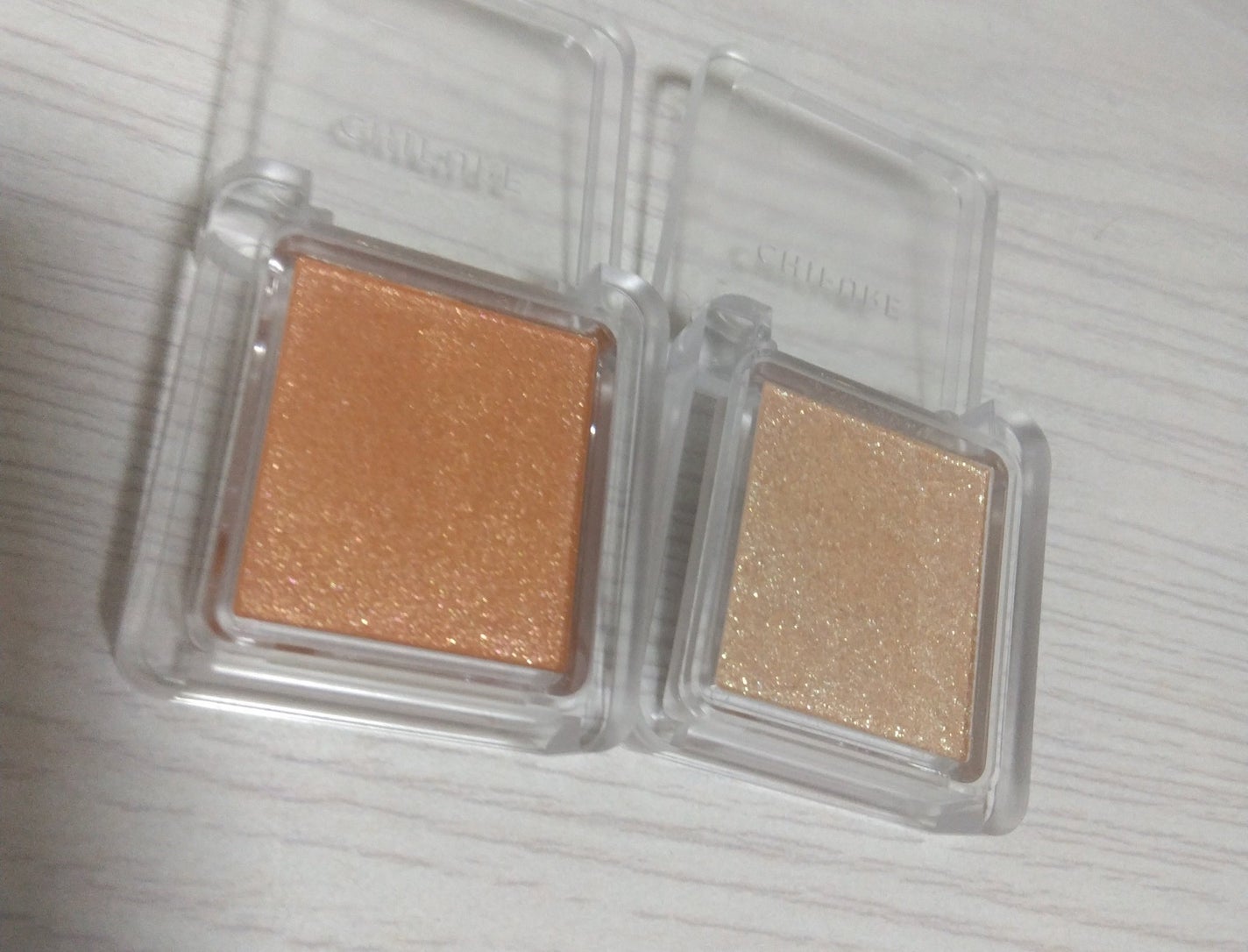 シングル カラー アイシャドウ/ちふれ/単色アイシャドウを使ったクチコミ(3枚目)