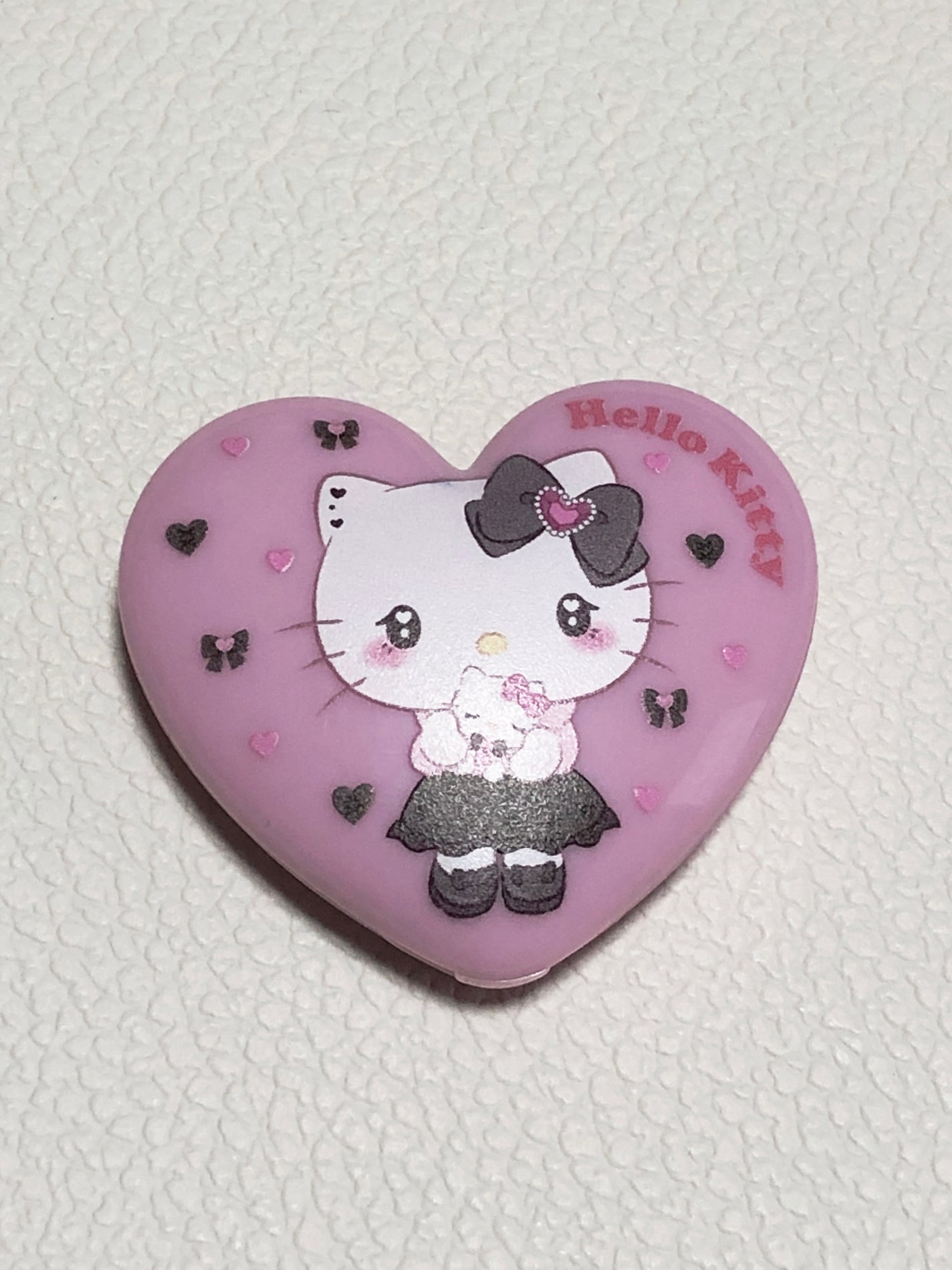 ポンデクルール  サンリオキャラクターズ  うるうるハートデザイン  マルチカラーパウダー/Pon de Couleur/単色アイシャドウを使ったクチコミ(2枚目)