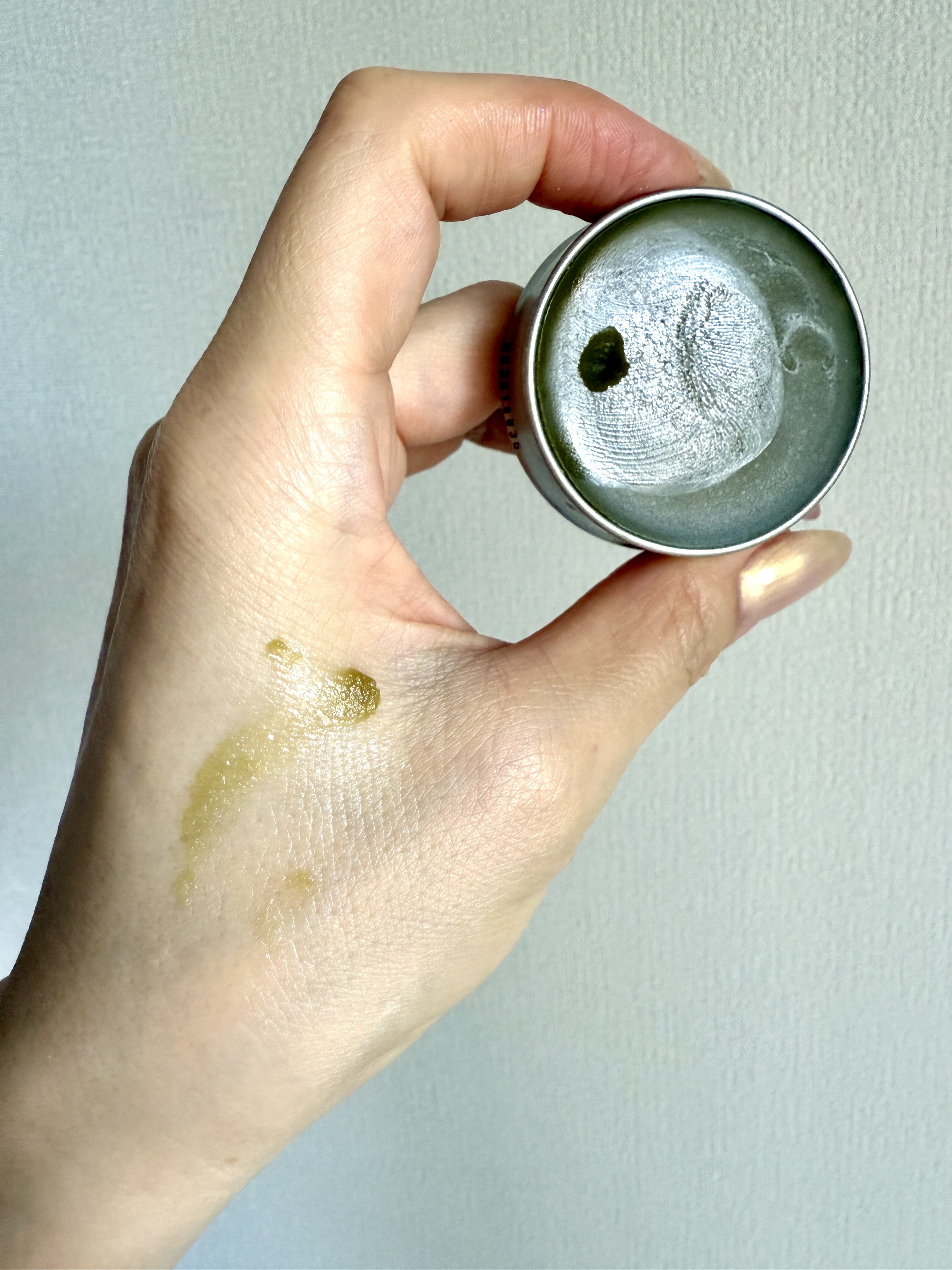 Res-Q Ointment(レスキュー オイントメント )/BURT'S BEES/フェイスクリームを使ったクチコミ（2枚目）