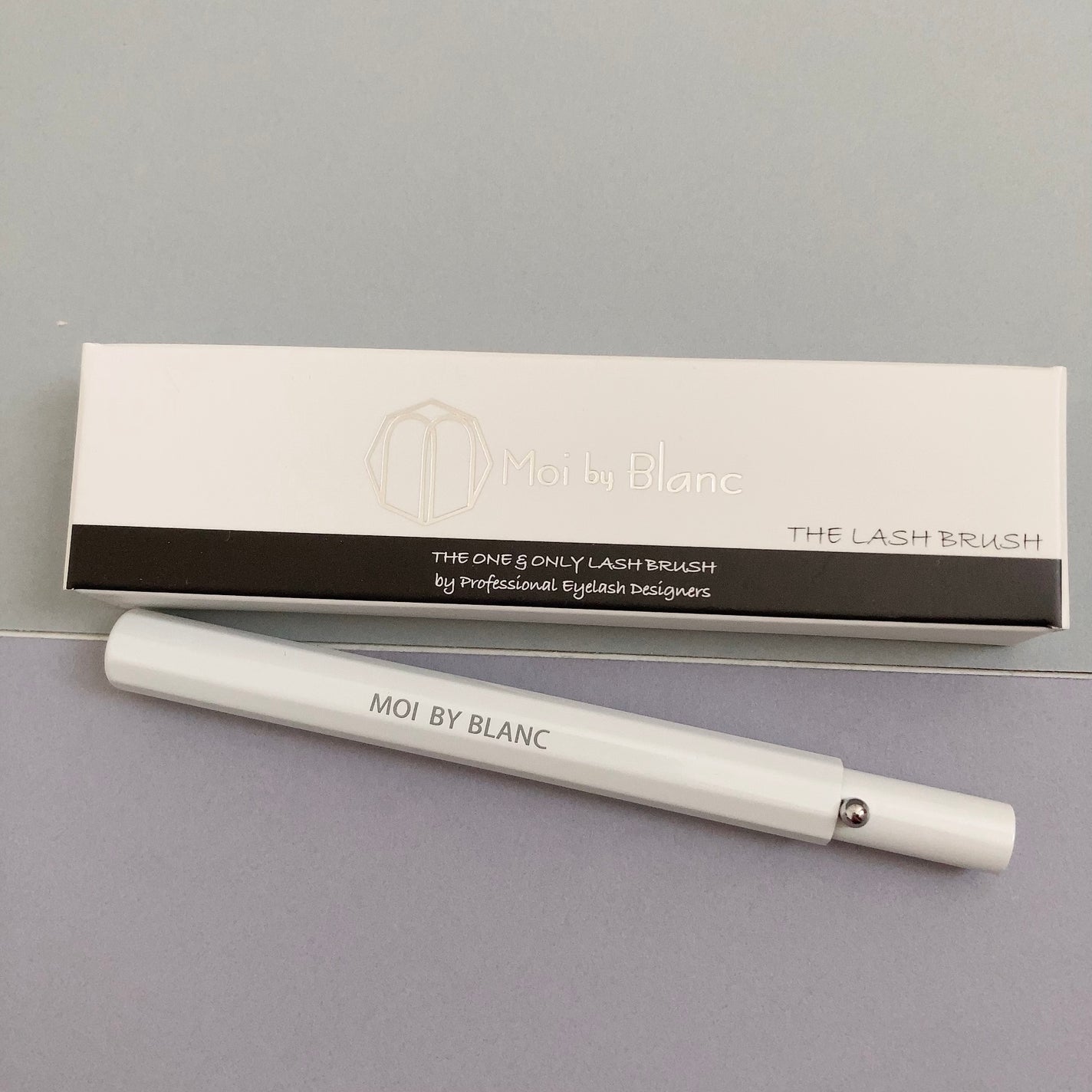 THE LASH BRUSH Moi by Blanc