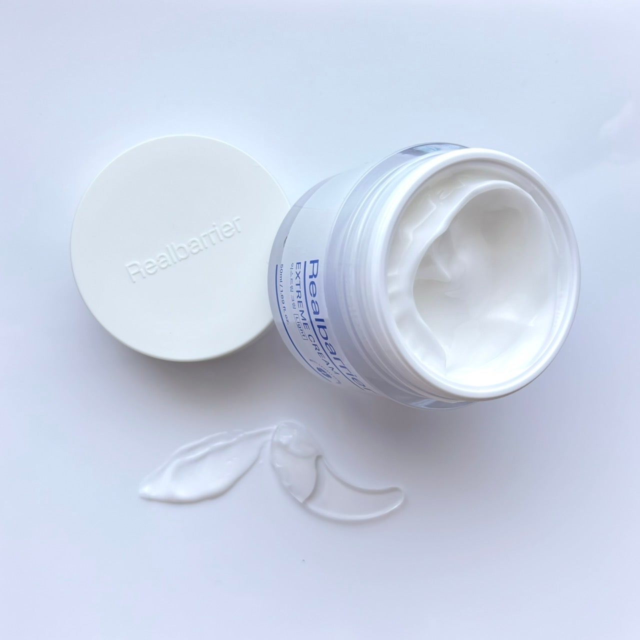 ろろしろ on LIPS 「𝑹𝒆𝒂𝒍𝒃𝒂𝒓𝒓𝒊𝒆𝒓様よりご提供頂きました🍒♡ᯓ★エクスト..」(4枚目)