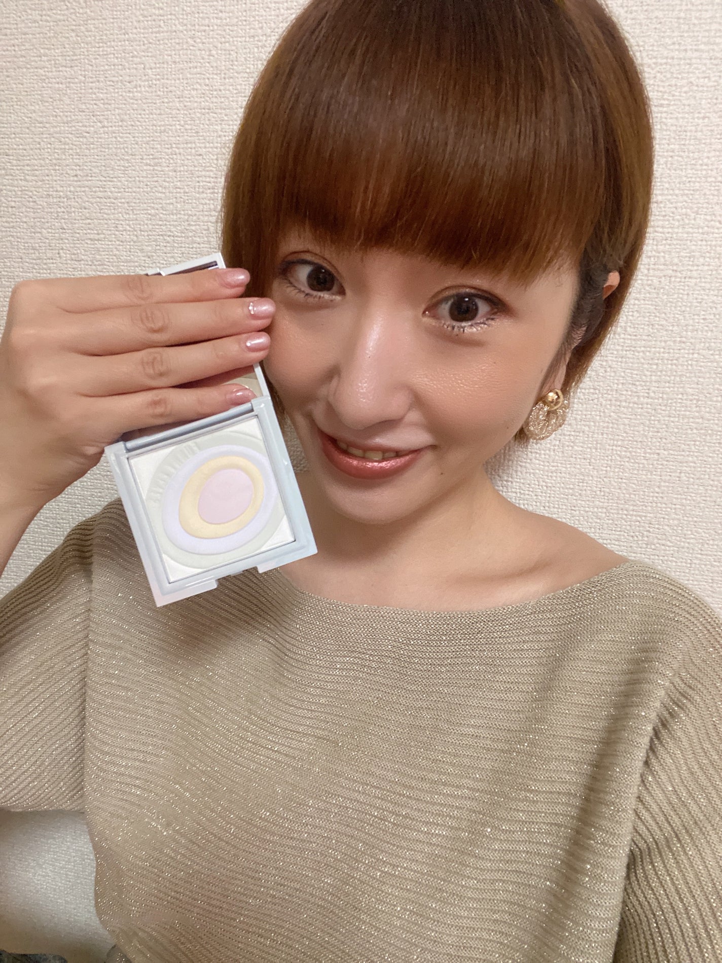 ネビュラ プレストパウダー/FUNNY ELVES方里/プレストパウダーを使ったクチコミ(3枚目)