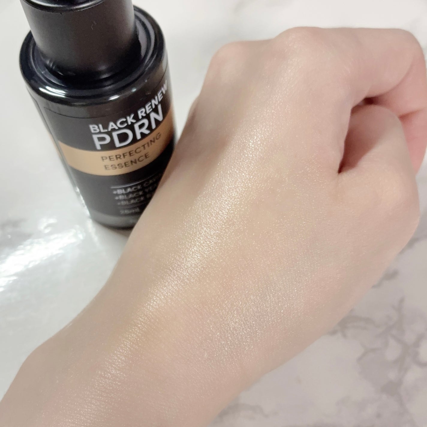 ヒナ on LIPS 「キャビア配合美容液🖤✨NatureRepublic ブラックP..」(6枚目)