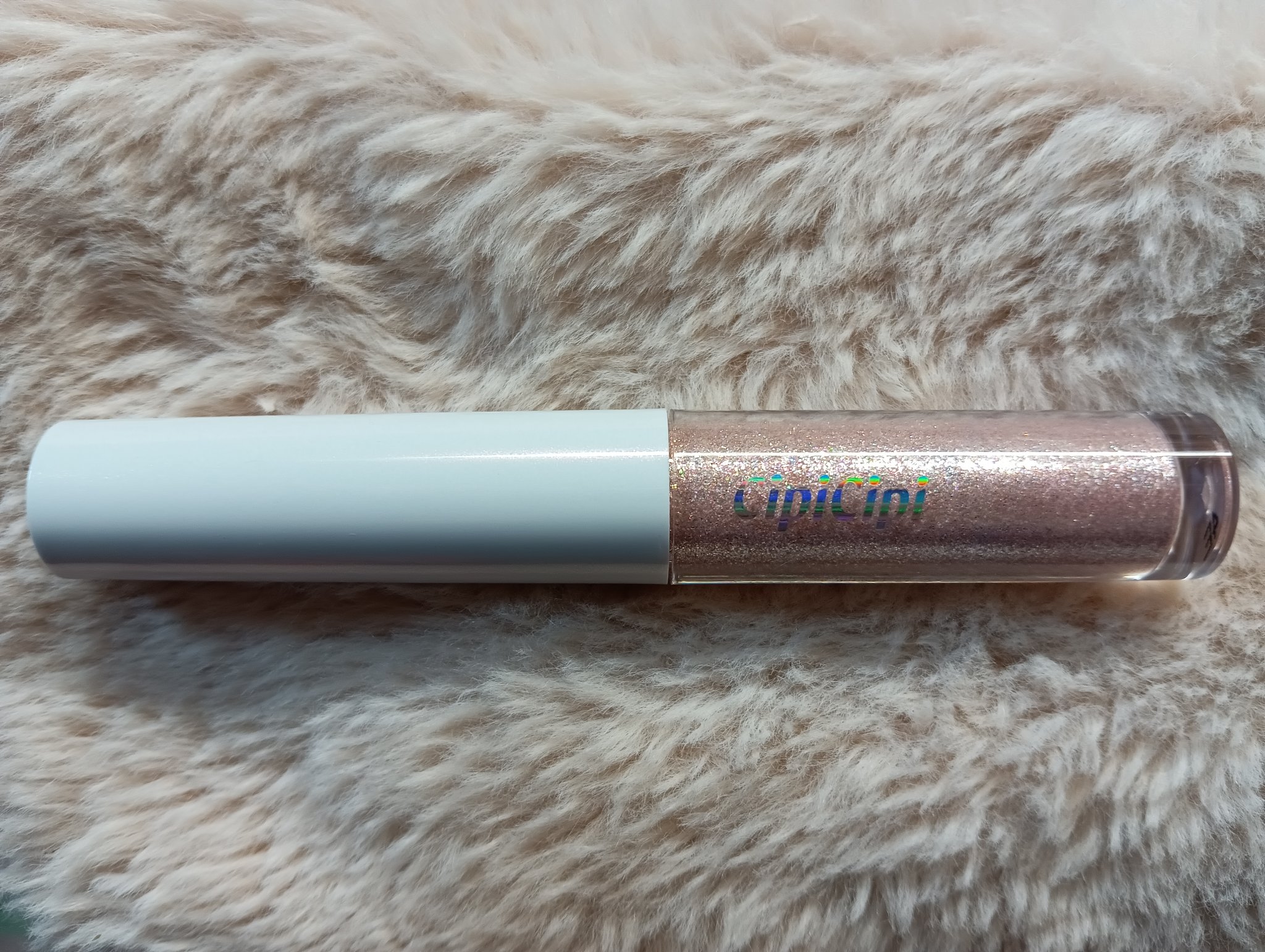 シピシピ グリッター イルミネーションライナー S/CipiCipi/リキッドアイライナーを使ったクチコミ（2枚目）