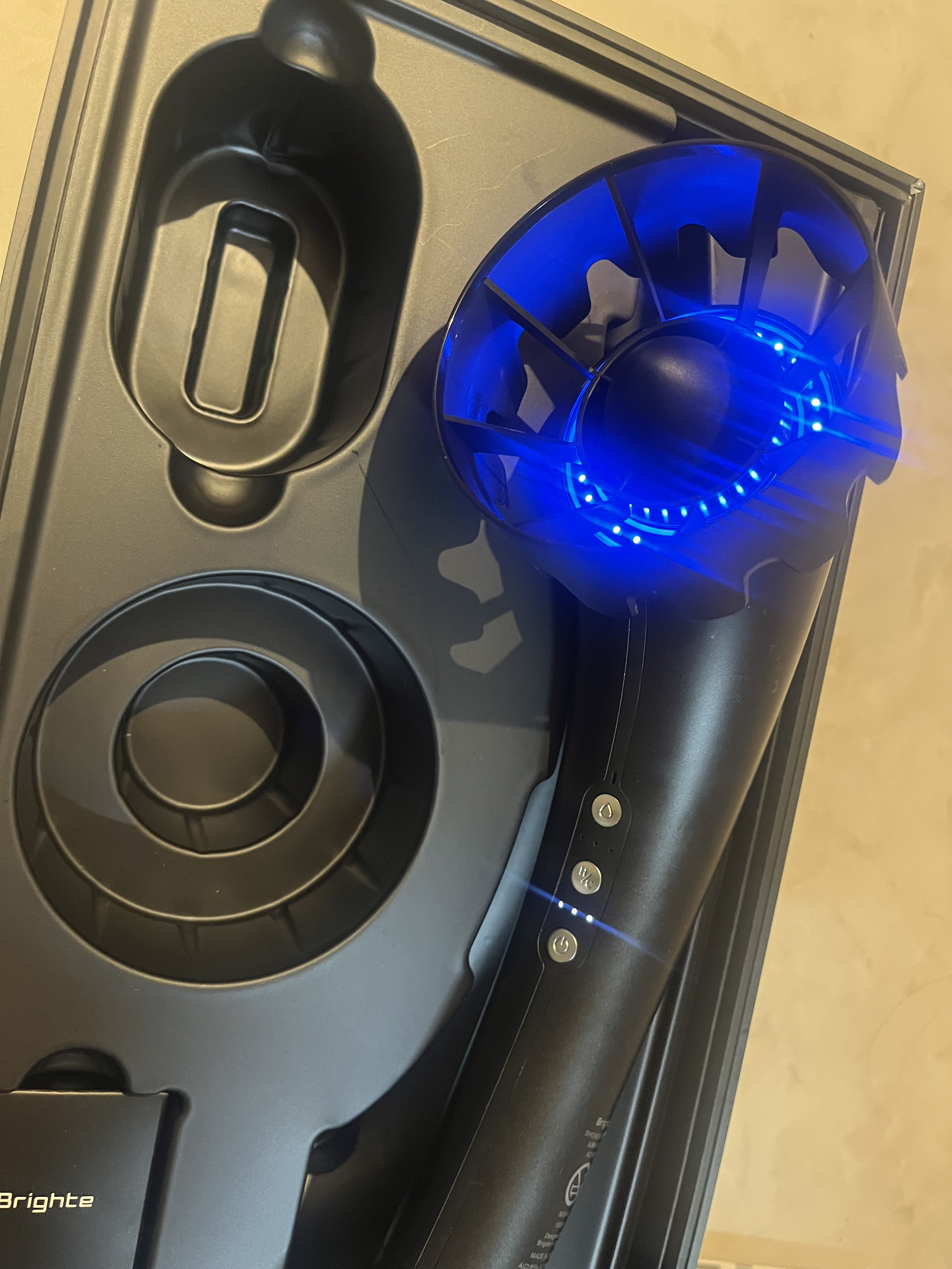 SHOWER DRYER/Brighte/ドライヤーを使ったクチコミ（2枚目）