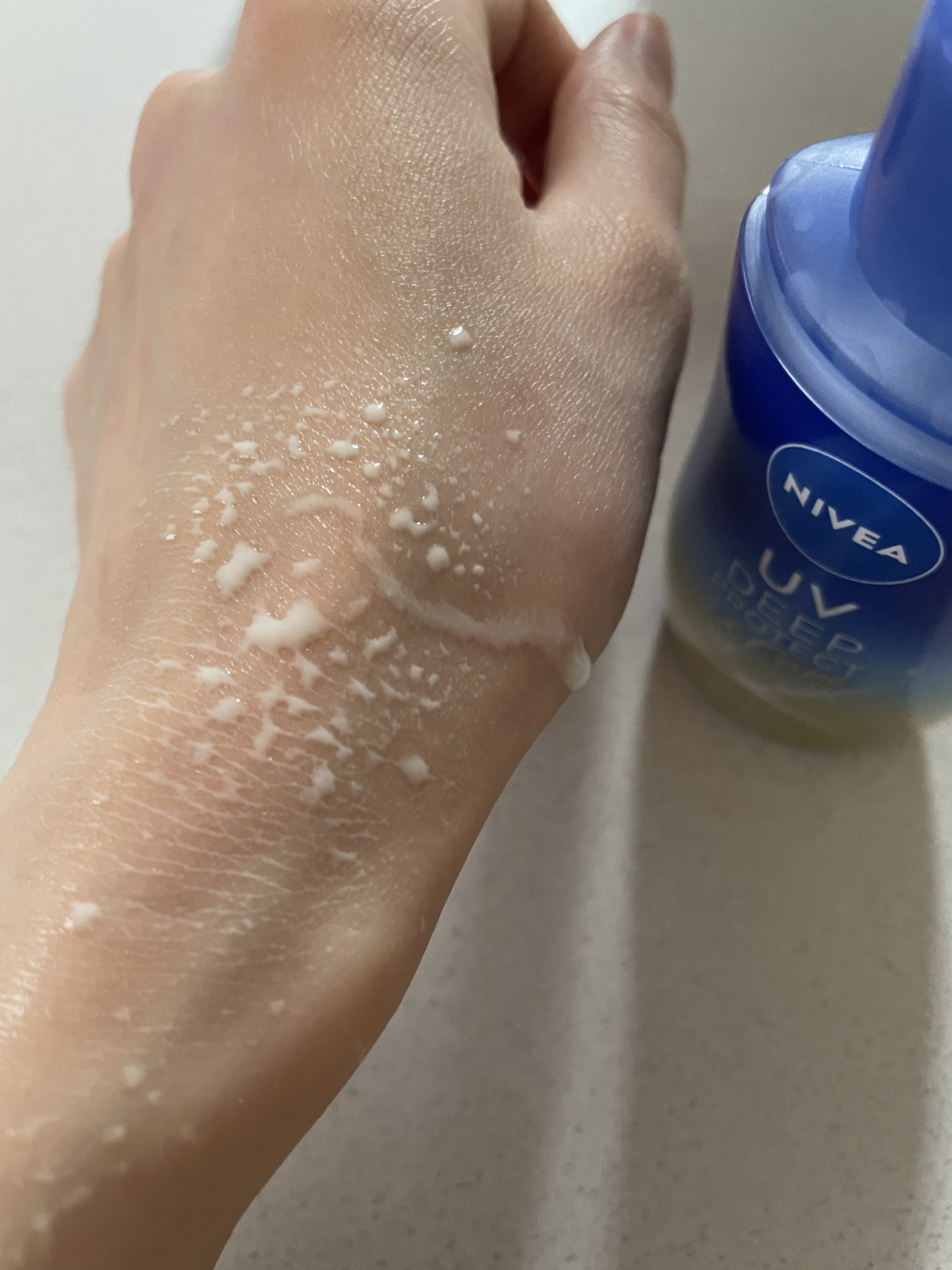 ニベアUV ディーププロテクト＆ケア ミルクミスト/ニベア/日焼け止めミスト・スプレーを使ったクチコミ（3枚目）