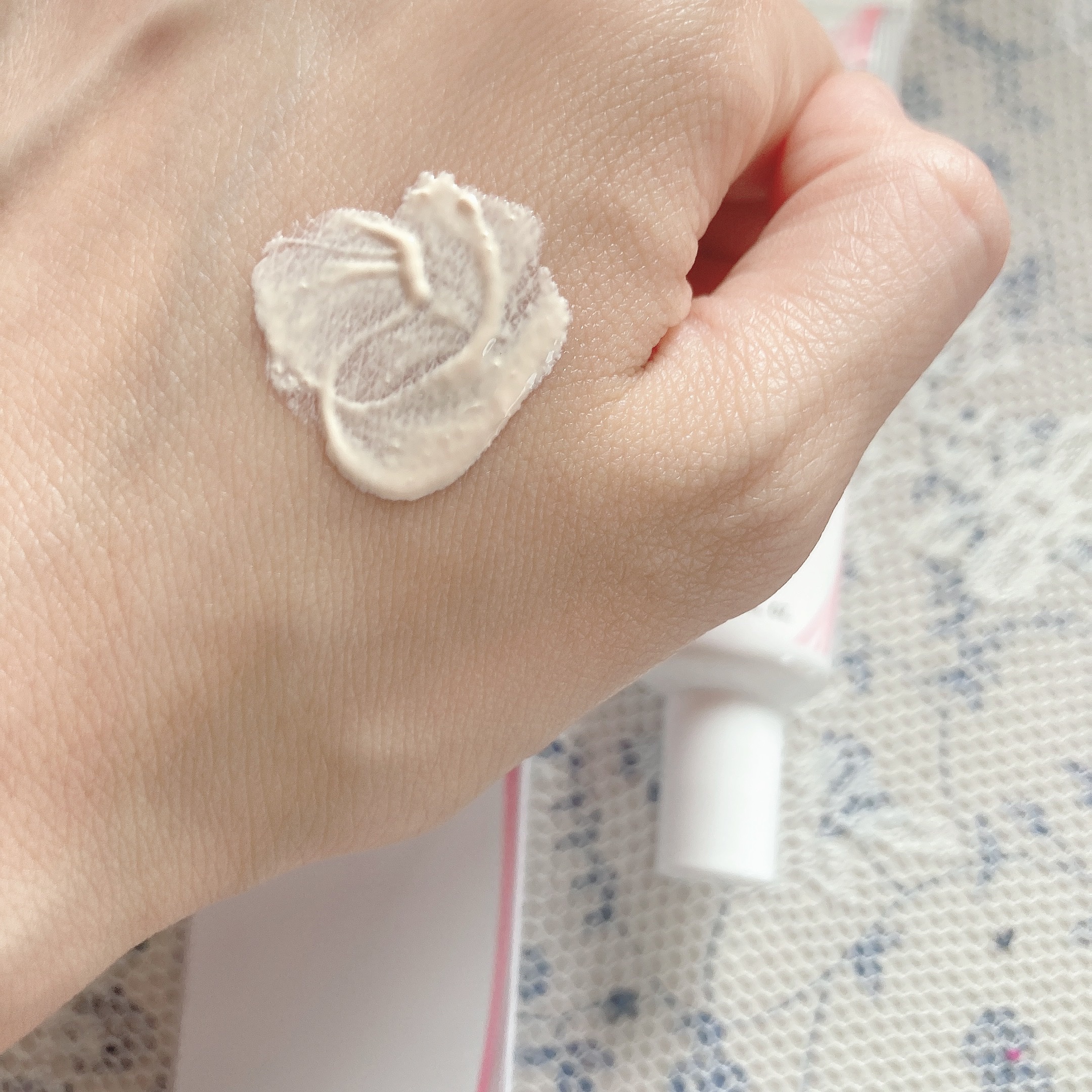 アドバンスドリペア　ＡＩトーンアップ　ベージュ/PHYSIOGEL/日焼け止めクリームを使ったクチコミ（3枚目）