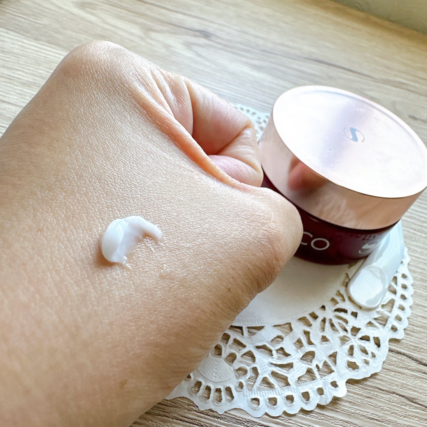 ネッコ バイタルエマルジョンクリーム/NEcCO スーペリア/フェイスクリームを使ったクチコミ(5枚目)