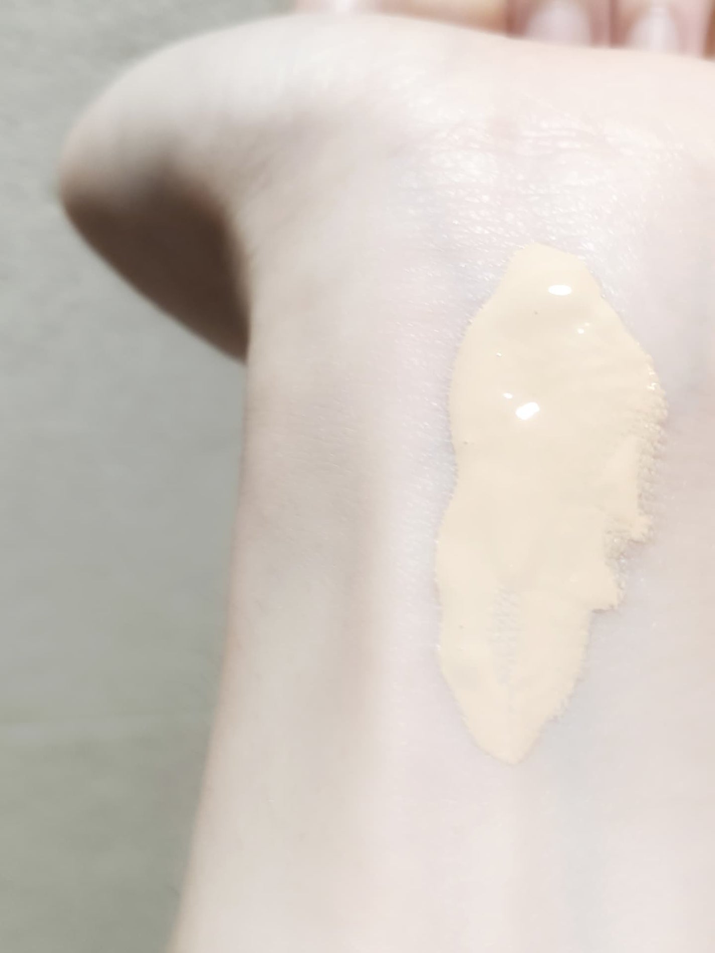 タンイドル ウルトラ ウェア リキッド N/LANCOME/リキッドファンデーションを使ったクチコミ(2枚目)