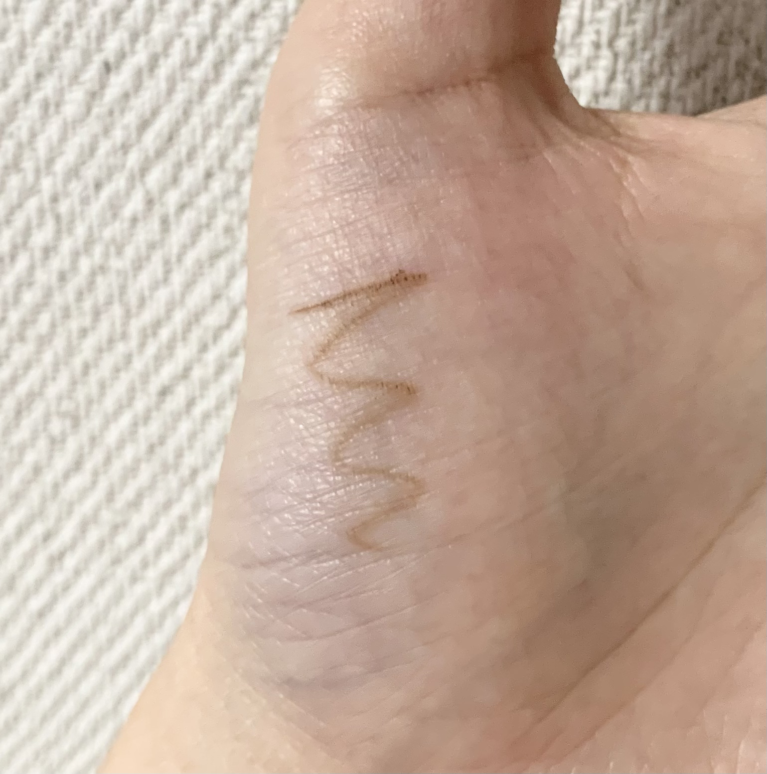 xixi アイブロウペンシルのクチコミ「xixi　アイブロウペンシルです
こちらはライトブラウン✨

カラバリは5色あって、
このライ.....」（3枚目）