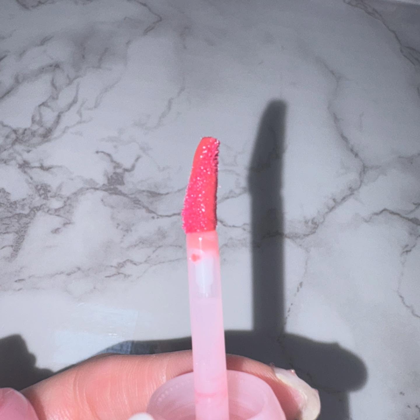 ジューシーデューイグロウティント/dasique/リップティントを使ったクチコミ（3枚目）