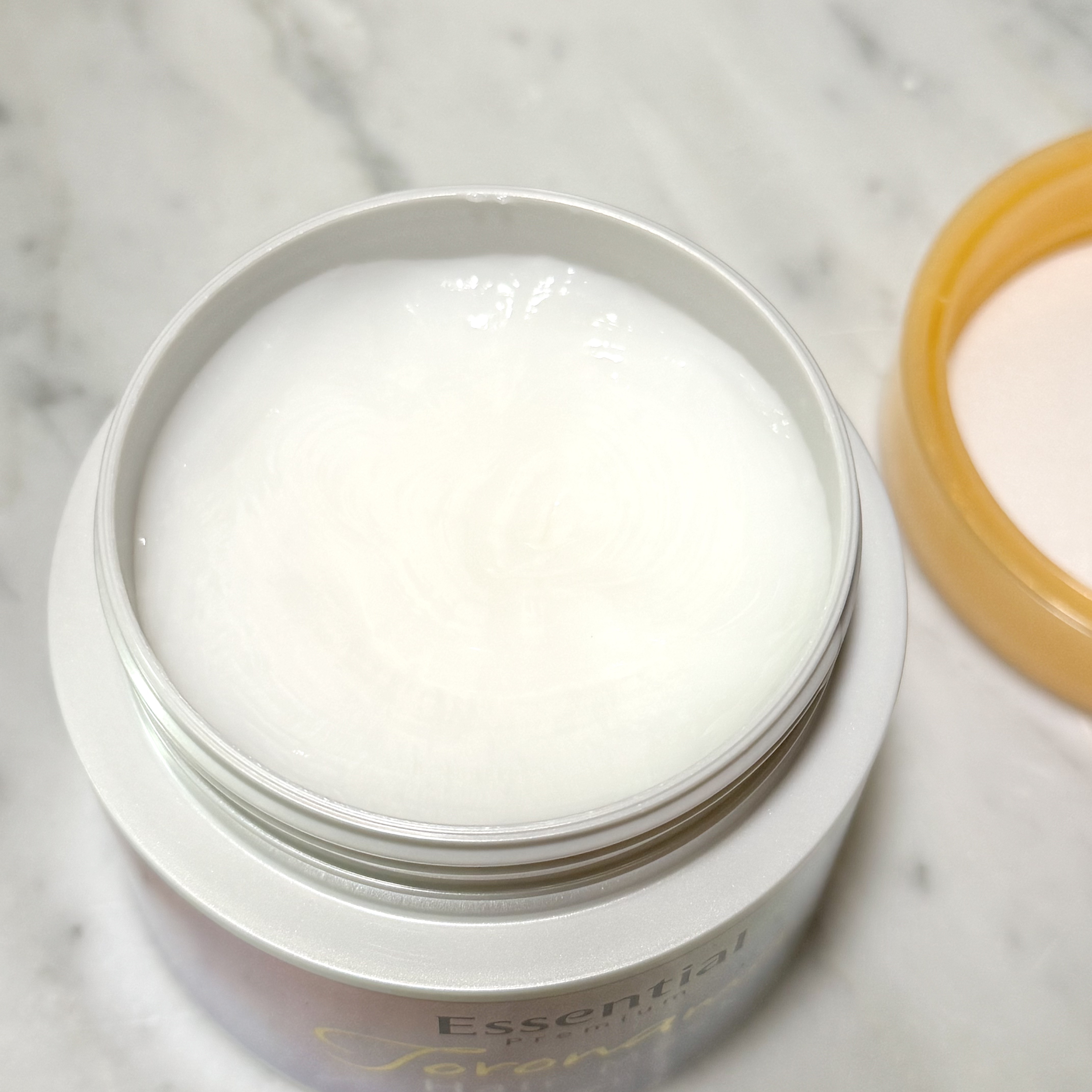 エッセンシャルプレミアム とろ生ヘアマスク/エッセンシャル/ヘアマスク・ヘアパックを使ったクチコミ（2枚目）