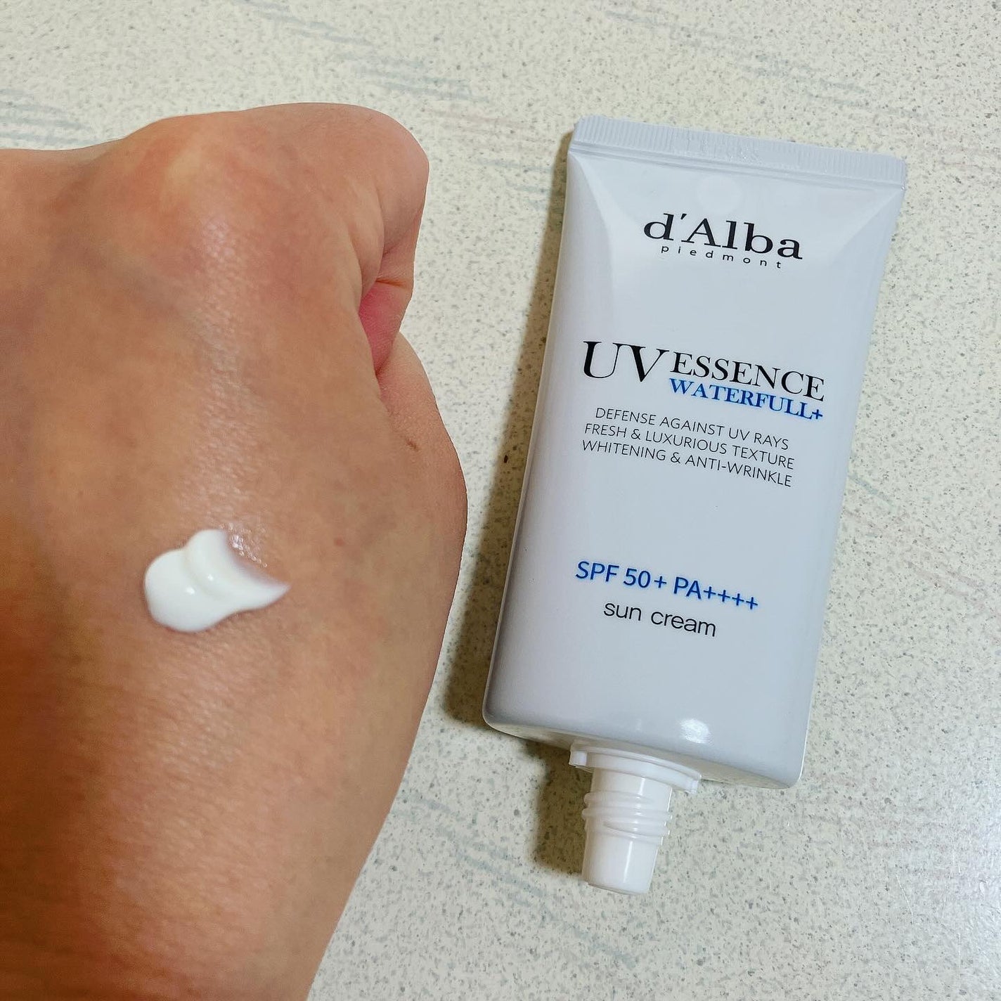 ダルバ ウォータフル エッセンス サンクリーム/ダルバ/日焼け止めクリームを使ったクチコミ(3枚目)