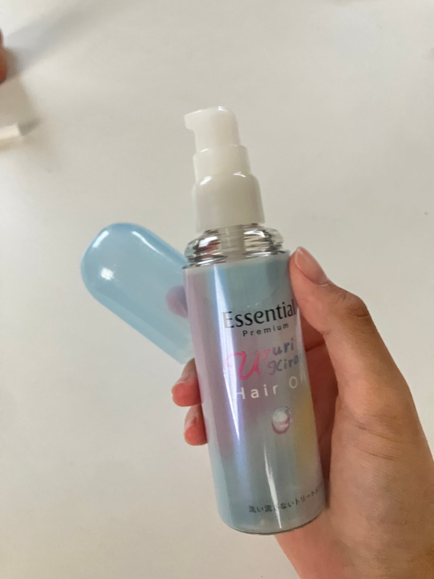 エッセンシャル プレミアム うるりキラリオイル/エッセンシャル/ヘアオイルを使ったクチコミ(2枚目)