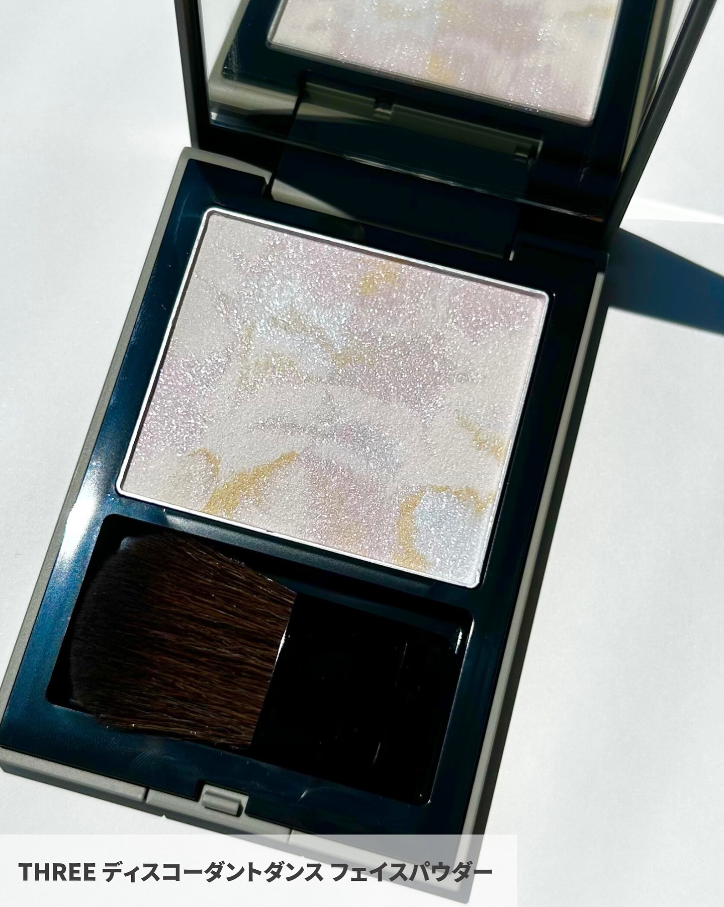 THREE スターゲージング アイシャドウクアッド/THREE/アイシャドウパレットを使ったクチコミ（2枚目）