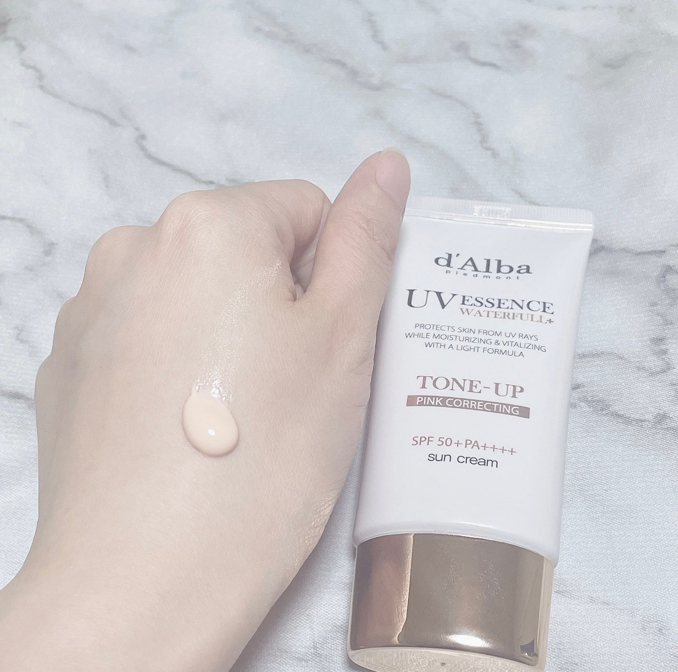 ウォータフルトーンアップサンクリーム/ダルバ/日焼け止めクリームを使ったクチコミ(2枚目)