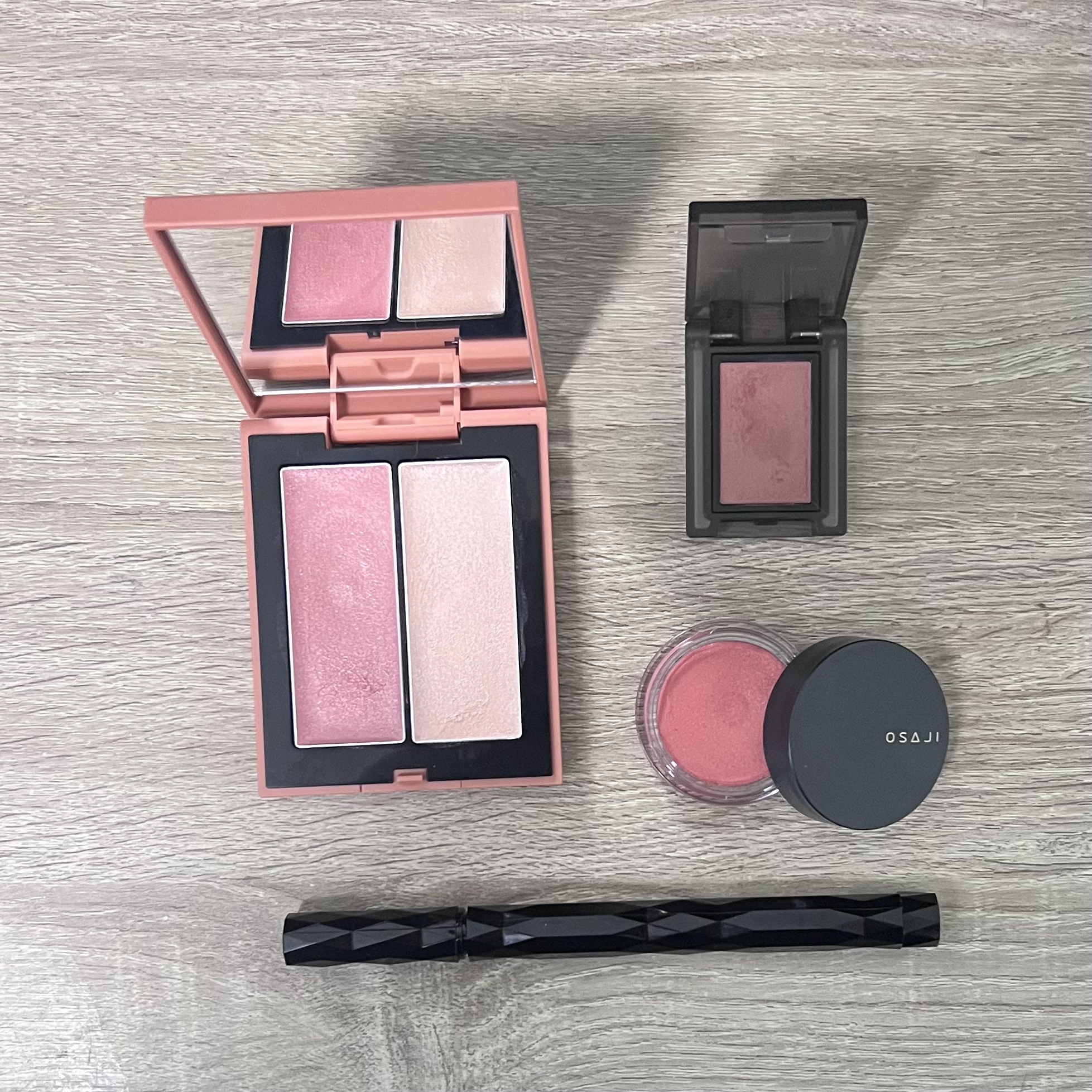 ニュアンス フェイスカラー 09  Sasayaki 〈ささやき〉/OSAJI/ジェル・クリームチークを使ったクチコミ（1枚目）