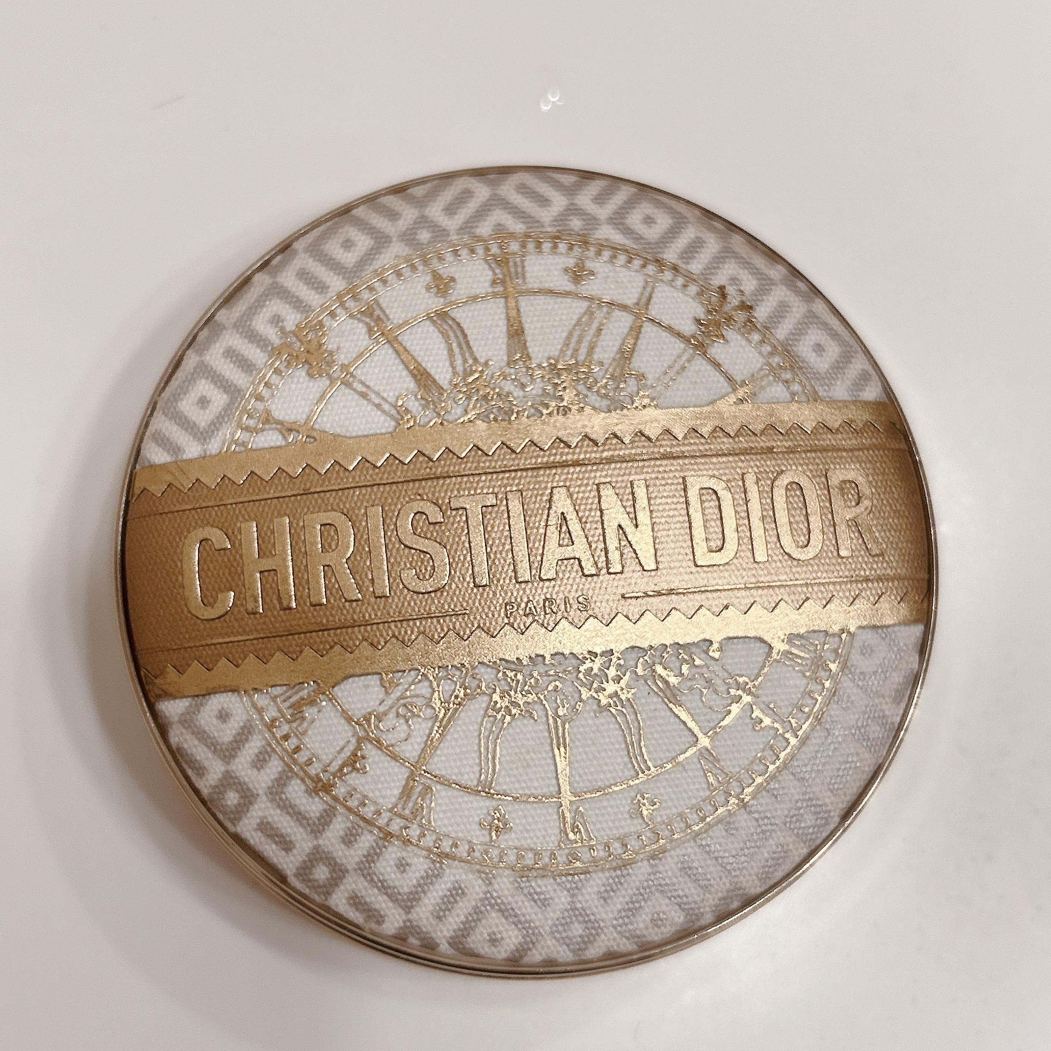 ディオールスキン フォーエヴァー クチュール ルミナイザー/Dior/プレストパウダーを使ったクチコミ（3枚目）