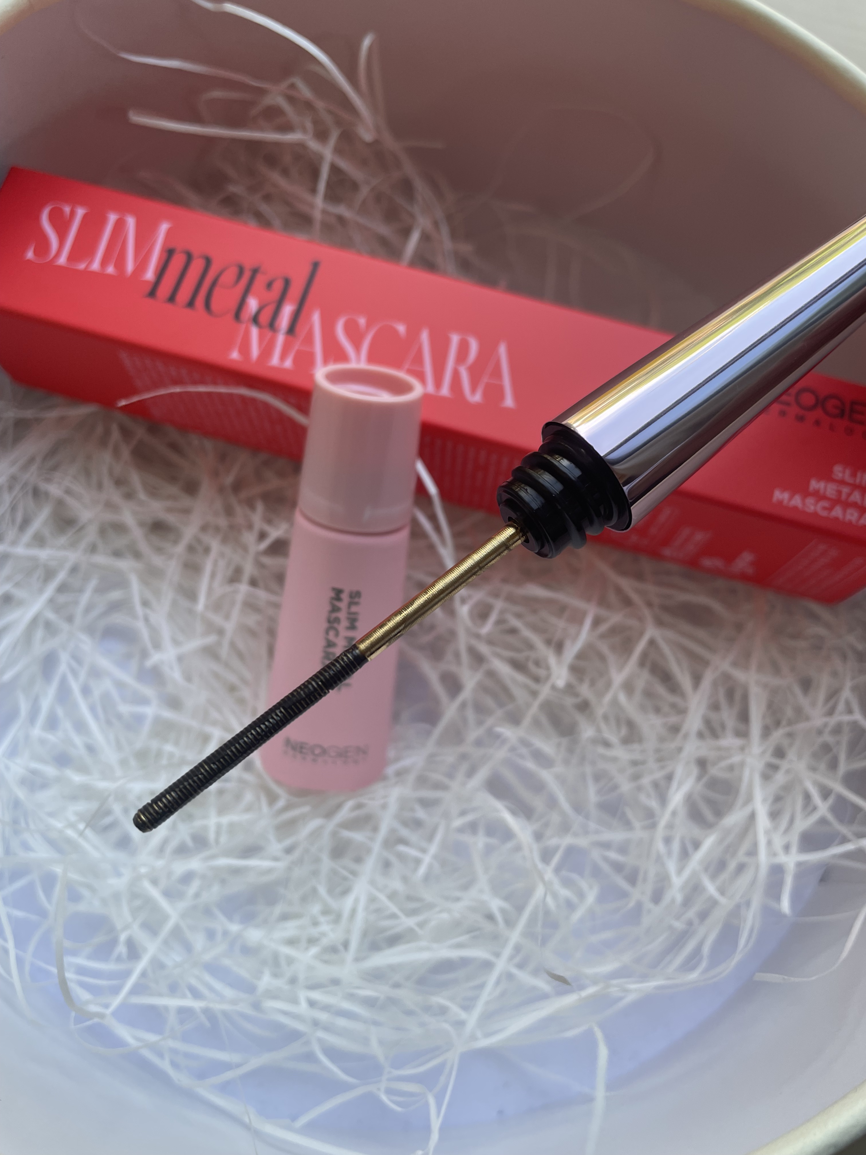 エクストラ スリム メタル マキシカラ/NEOGEN/マスカラを使ったクチコミ（2枚目）