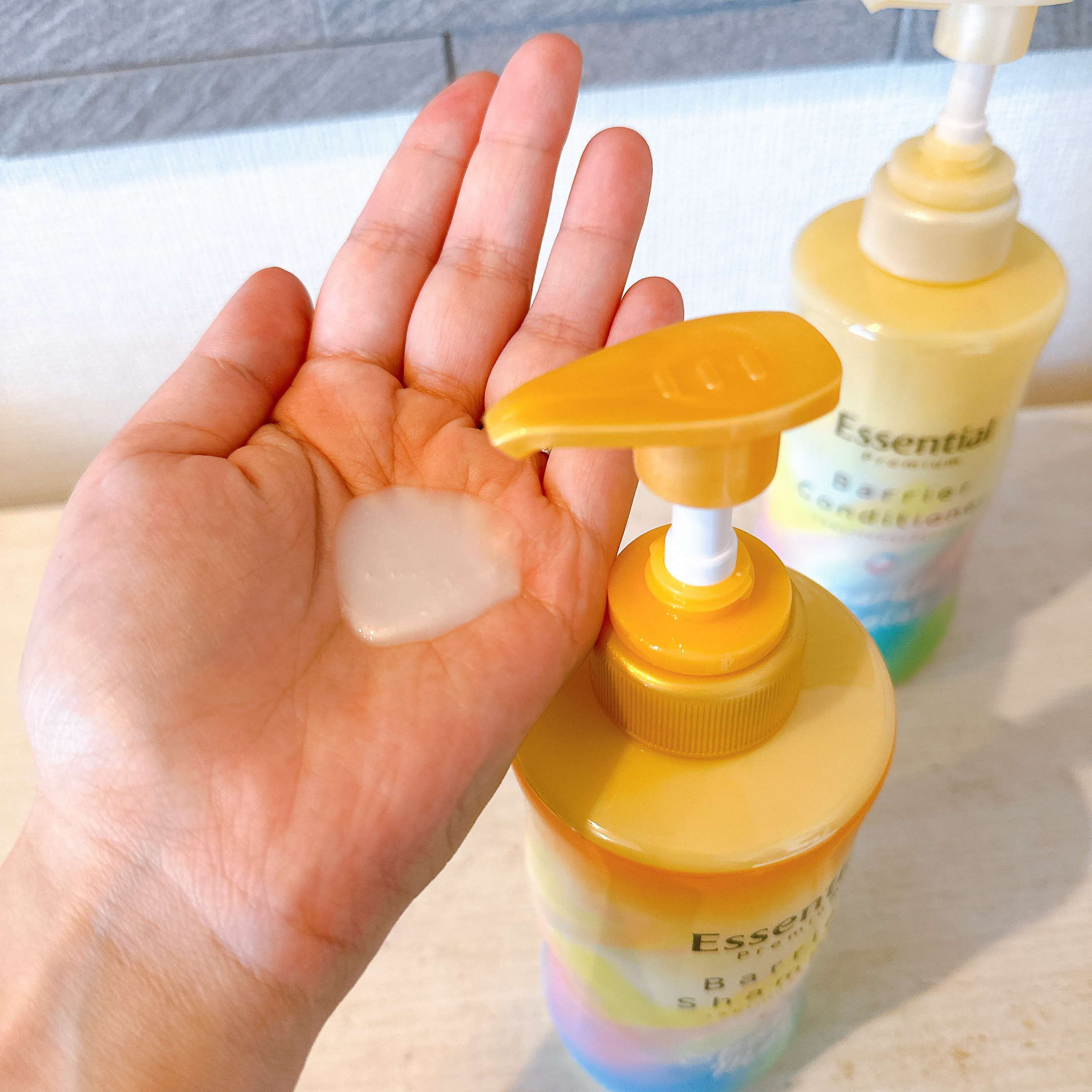 エッセンシャルプレミアム バリアシャンプー・コンディショナー スパークルモイスト/エッセンシャル/市販シャンプーを使ったクチコミ（3枚目）