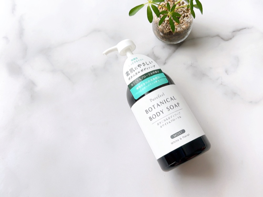 Purefeel ボタニカルボディソープ ホワイト＆フローラル/Purefeel/ボディソープを使ったクチコミ（2枚目）
